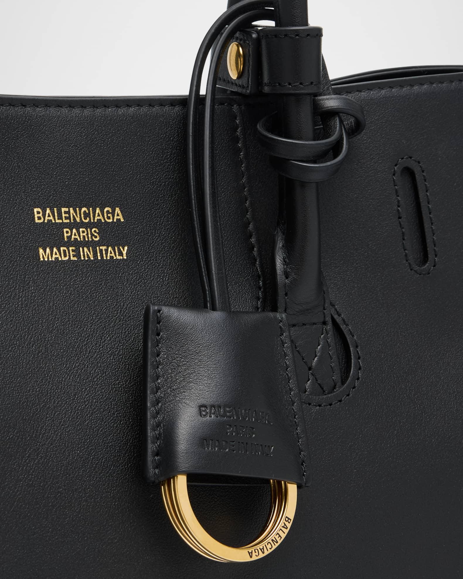 Hampton Leather Tote Bag Product Image