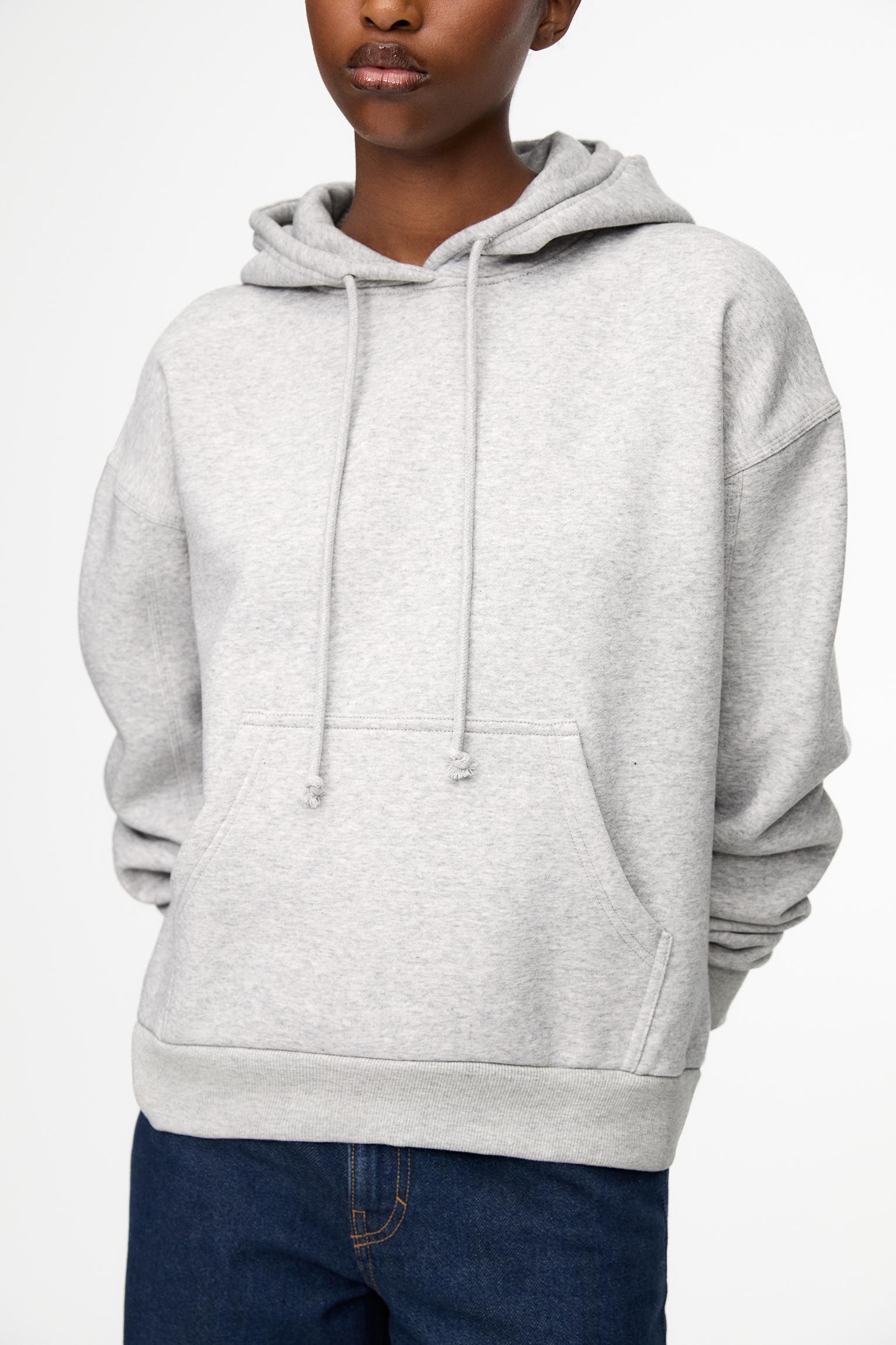 Basic hooded sweatshirt Product Image