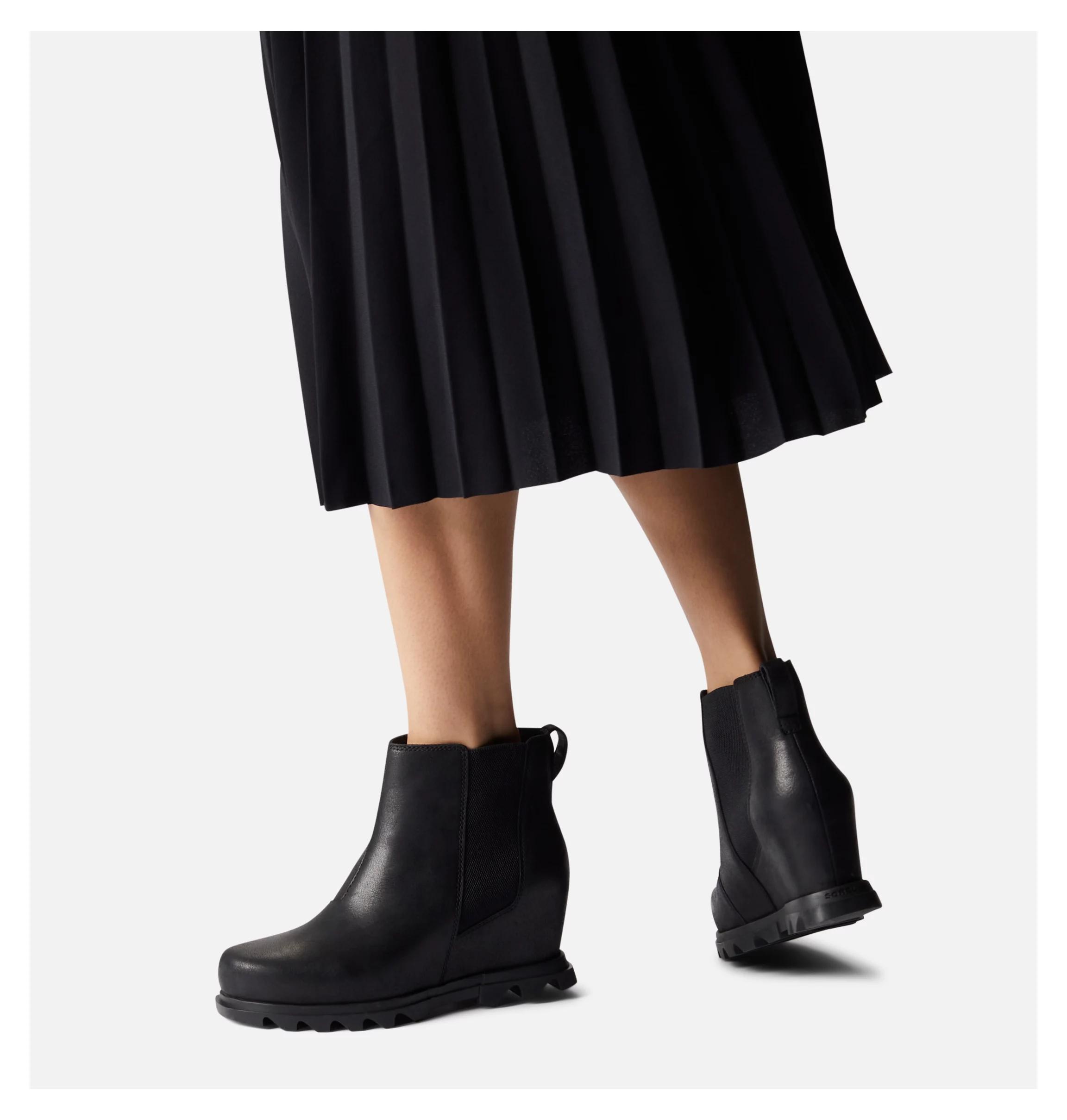 Women's Joan Of Arctic™ Wedge III Chelsea Bootie Product Image