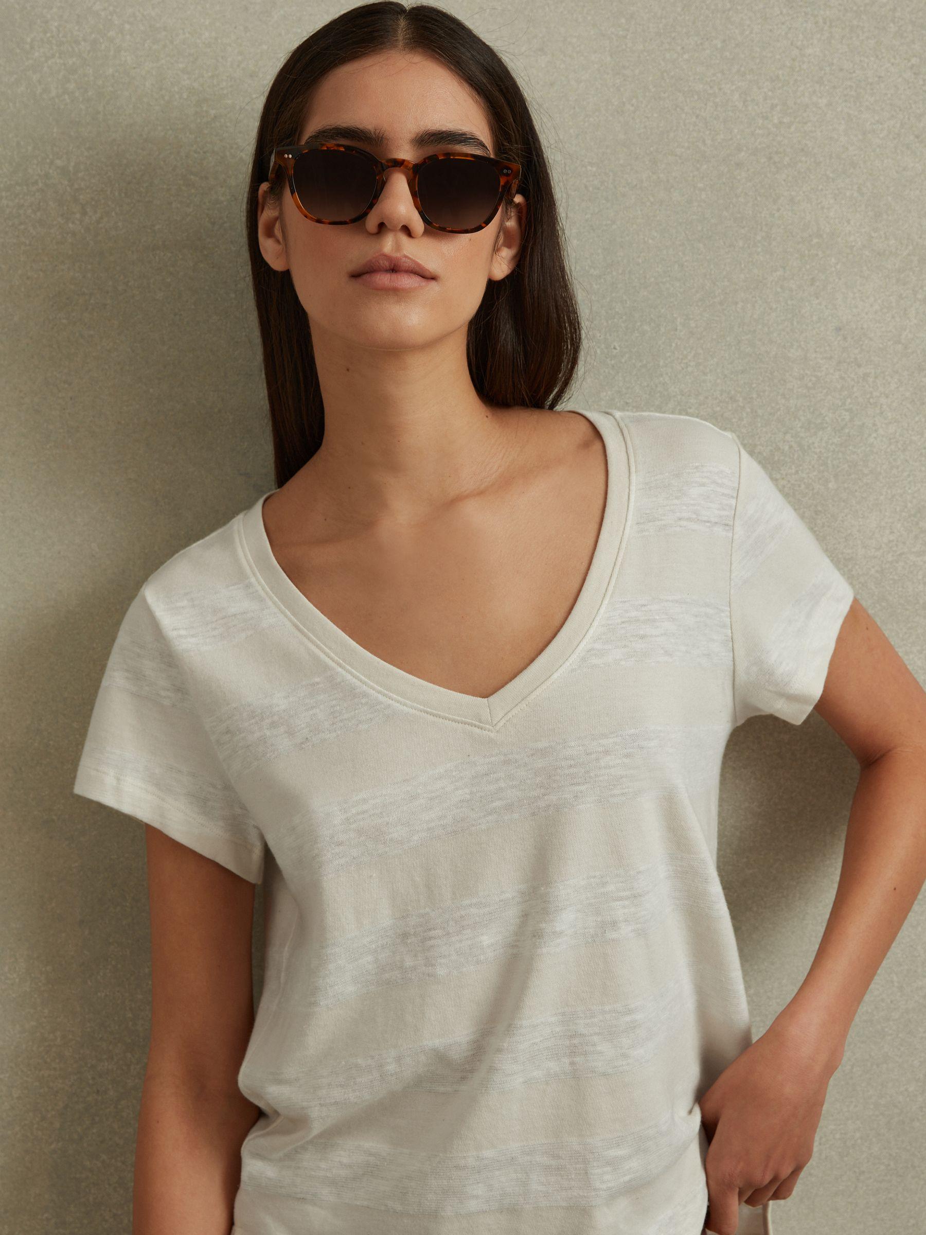Linen-Cotton Striped V-Neck T-Shirt in Neutral/Ivory Product Image