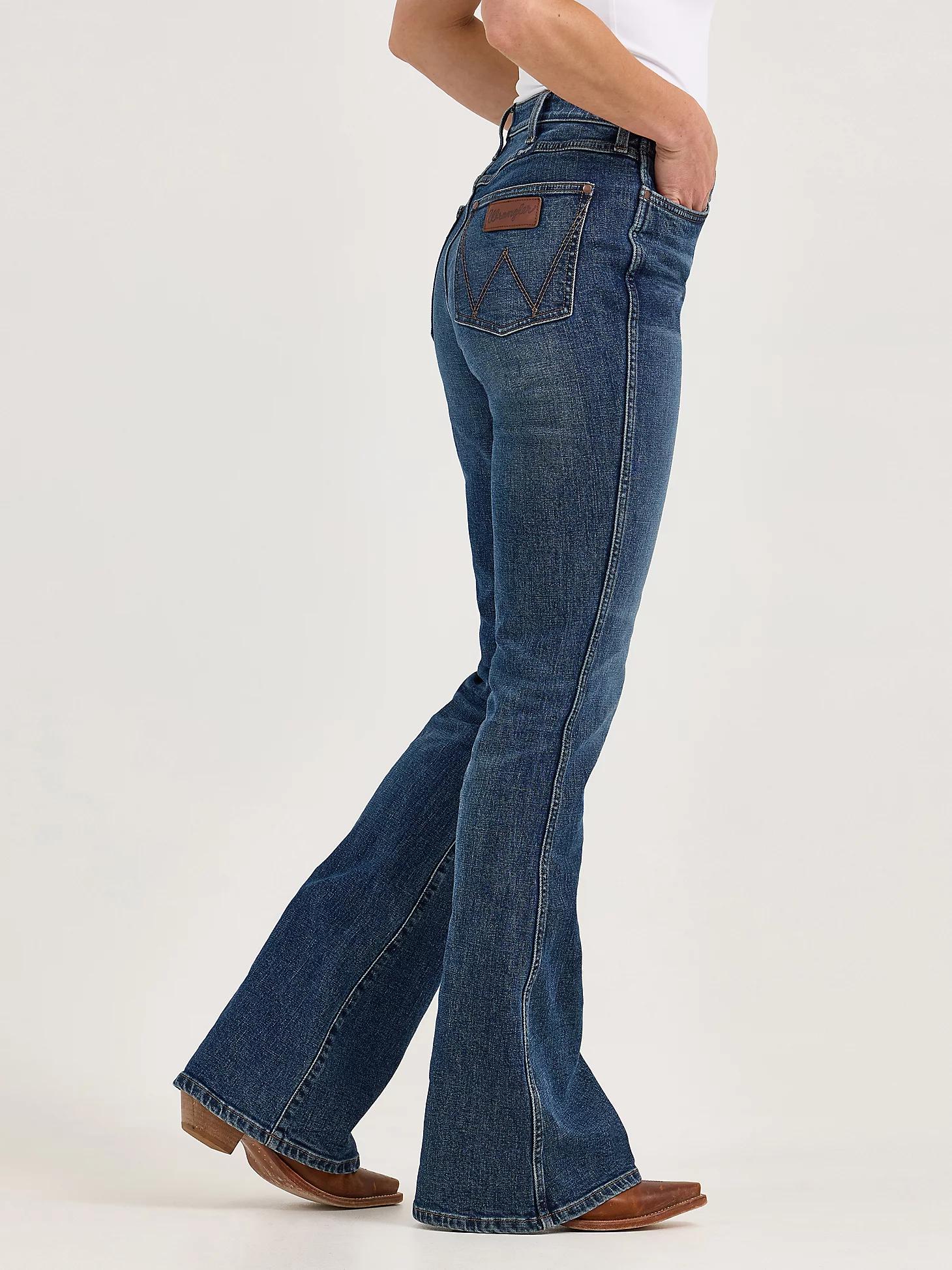 Women's Wrangler Retro® Bailey High Rise Flare Jean in Hannah Product Image