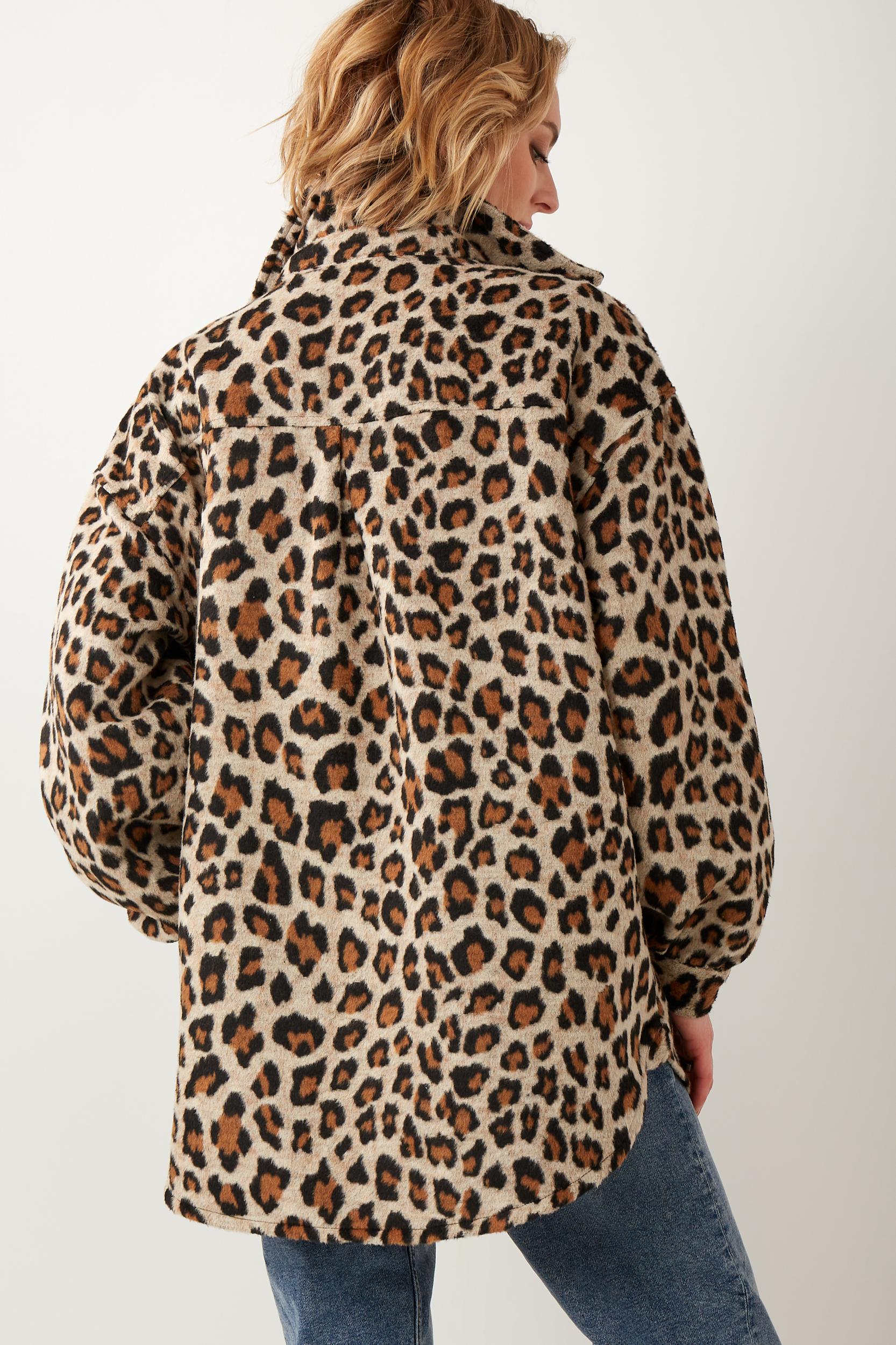 Animal Shacket Product Image