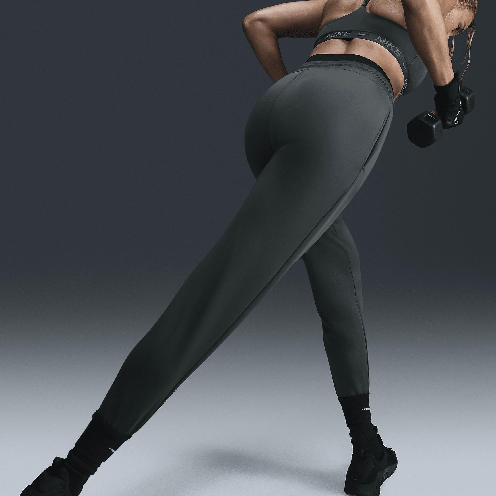 Nike Therma-FIT One Women's High-Waisted 7/8 Joggers Product Image