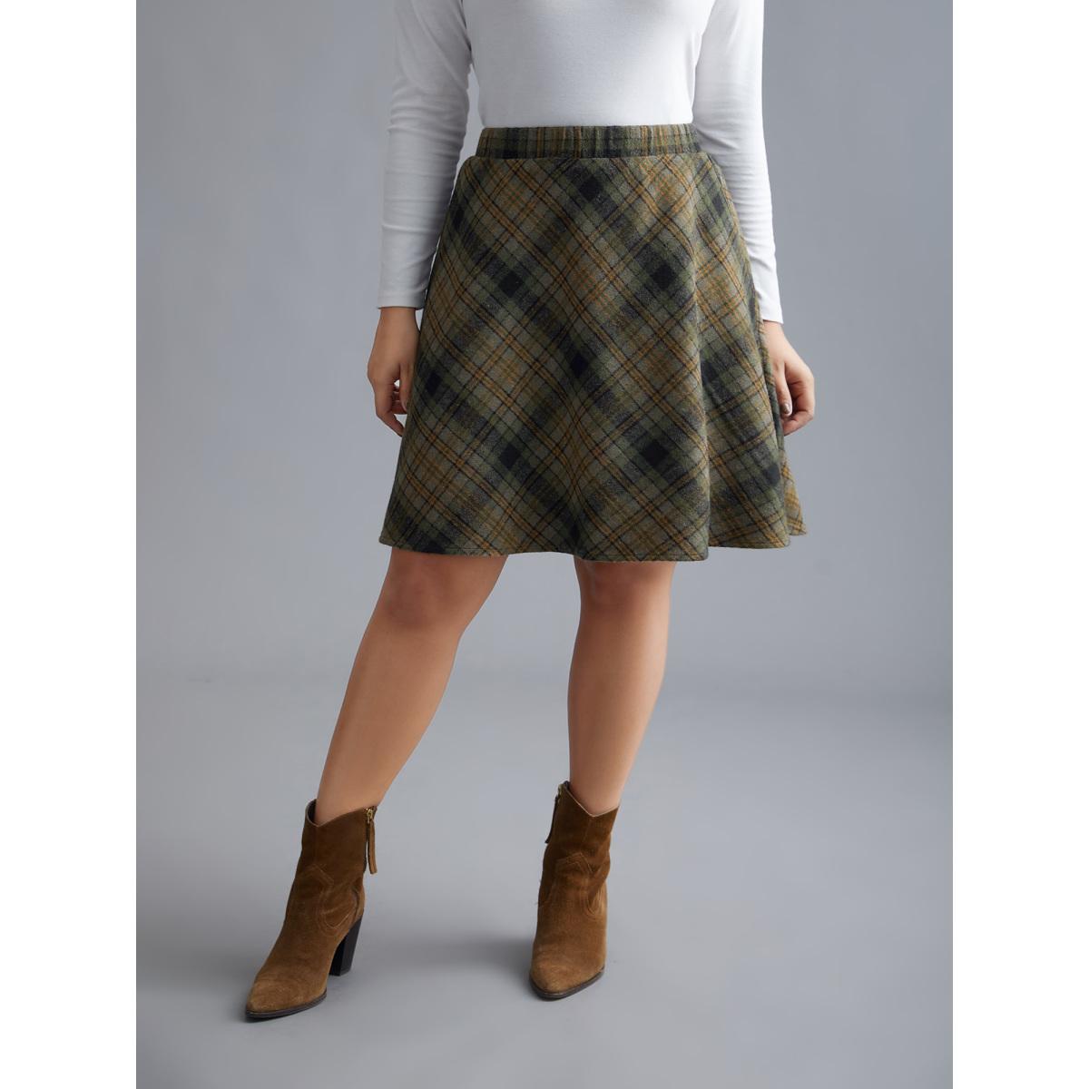 Plus Size Plaid Pattern Elastic Waist A-line Mini Skirt Women Truegreen Elegant Low stretch Slanted pocket Everyday Skirts BloomChic 12/L Product Image