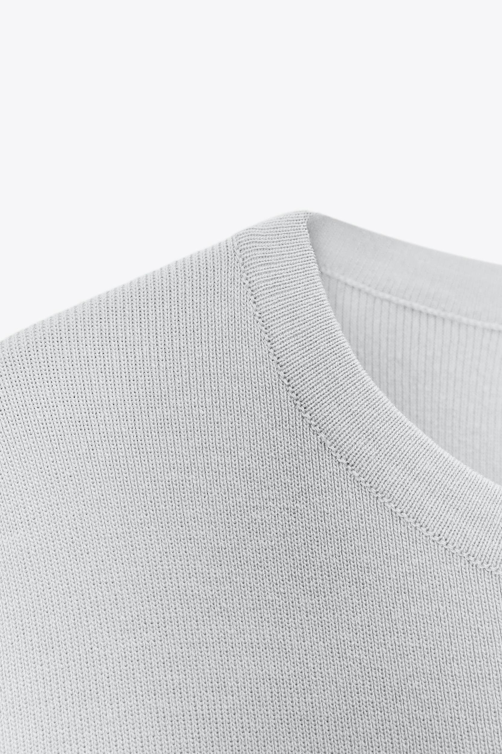 OVERSIZED PLAIN KNIT TOP Product Image