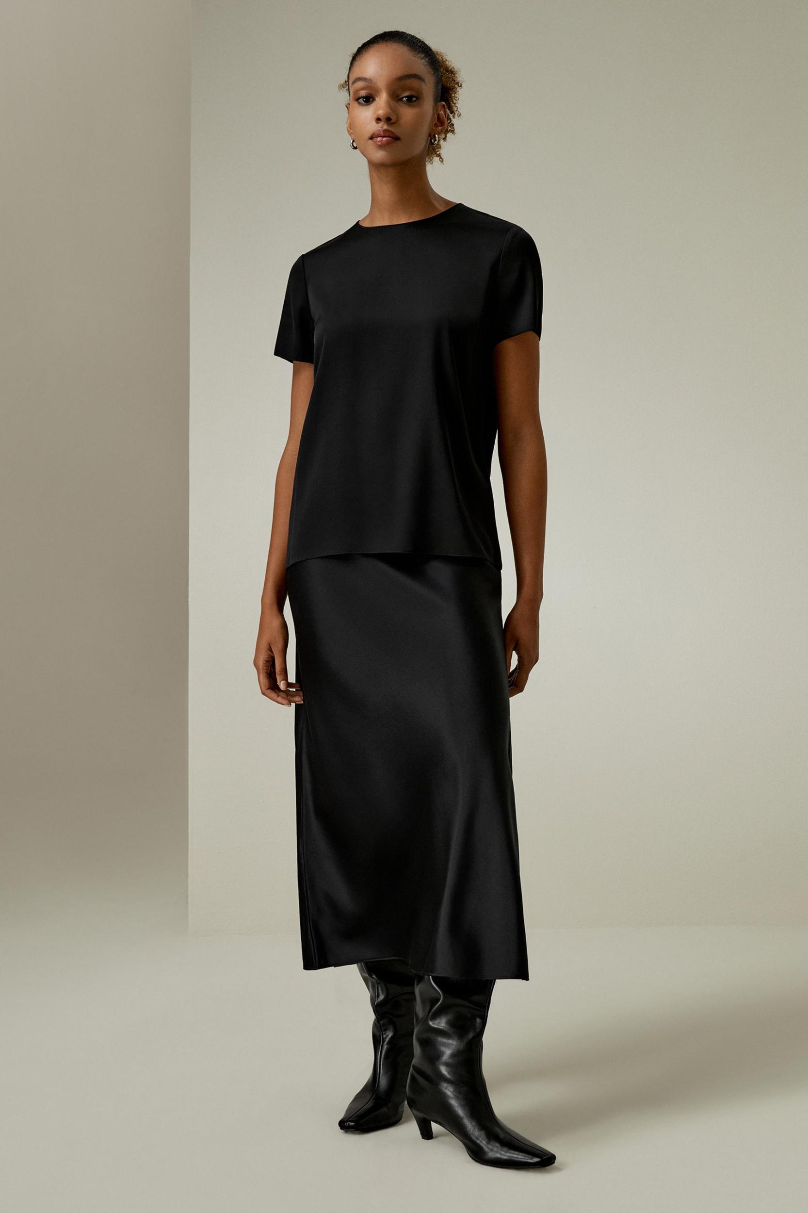 Basic Silk T-shirt Product Image