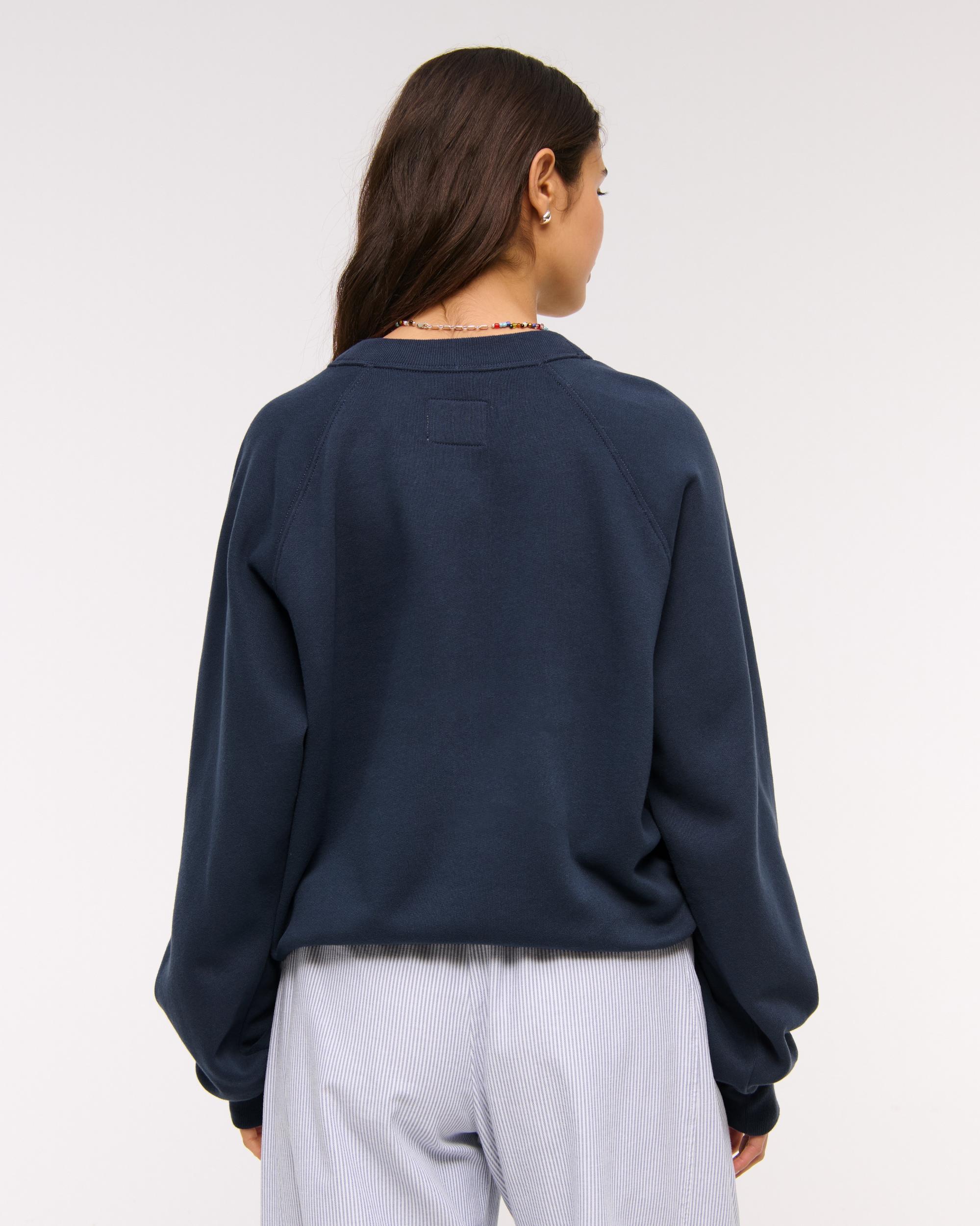 Essential Raglan Classic Sunday Crew Product Image