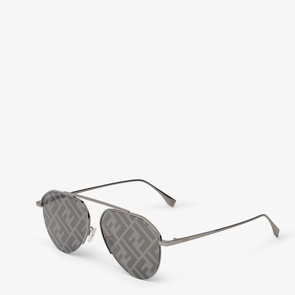 Fendi TravelRuthenium-colored sunglasses Product Image