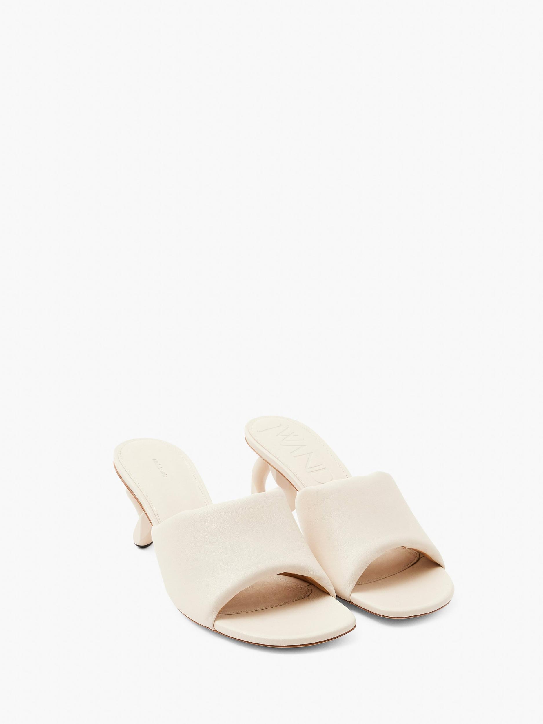 CHAIN LOAFER LEATHER MULES Product Image