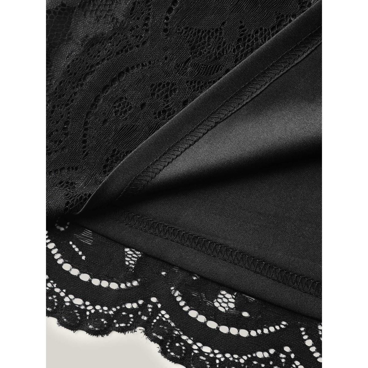 Plus Size Floral Lace Lined Tank Top Women Black Timeless Non V-neck Elegant Tank Tops Camis BloomChic 12/L Product Image