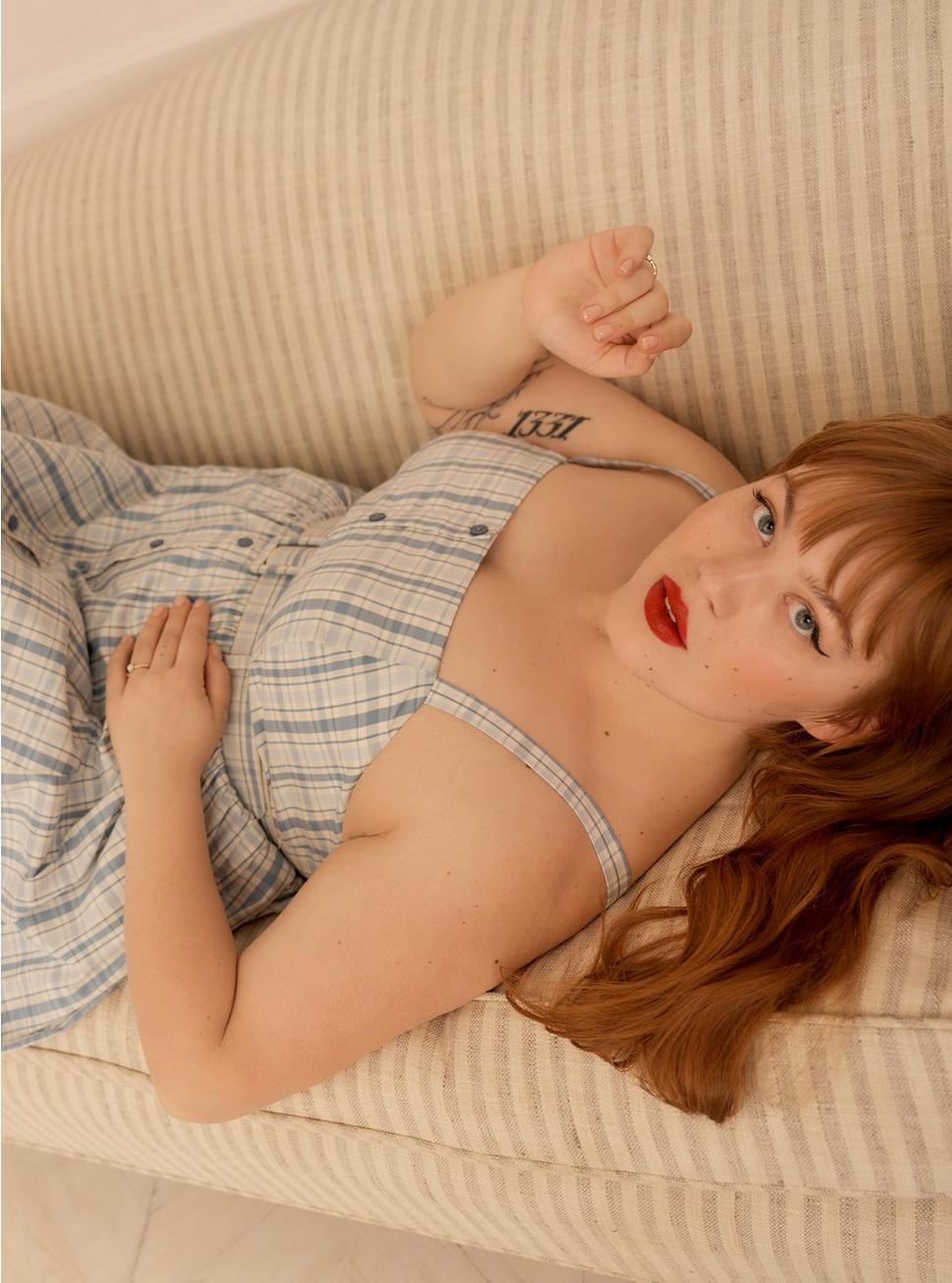 Retro Chic Button-Front Dress Product Image