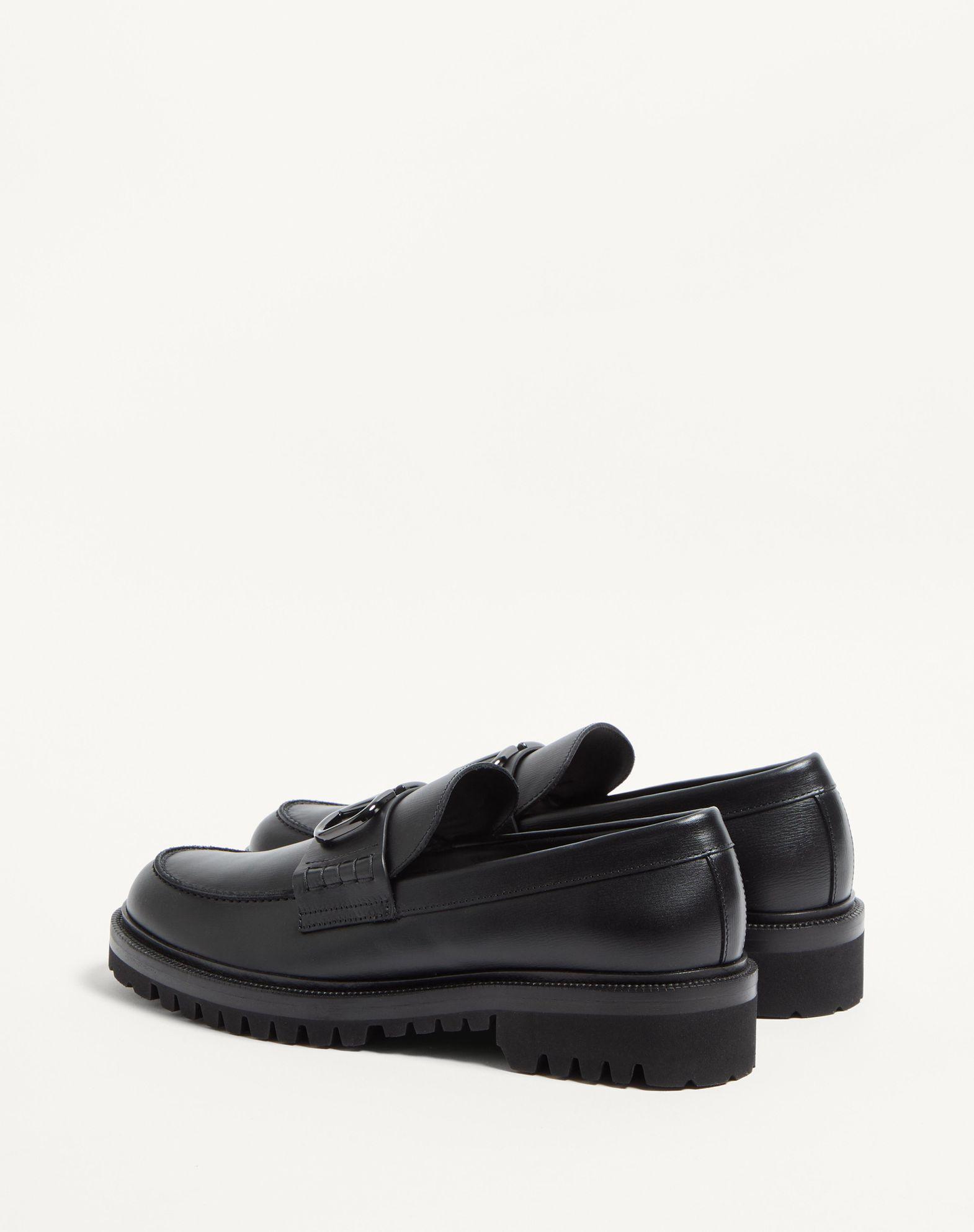 Vlogo Signature Calfskin Loafer  Product Image