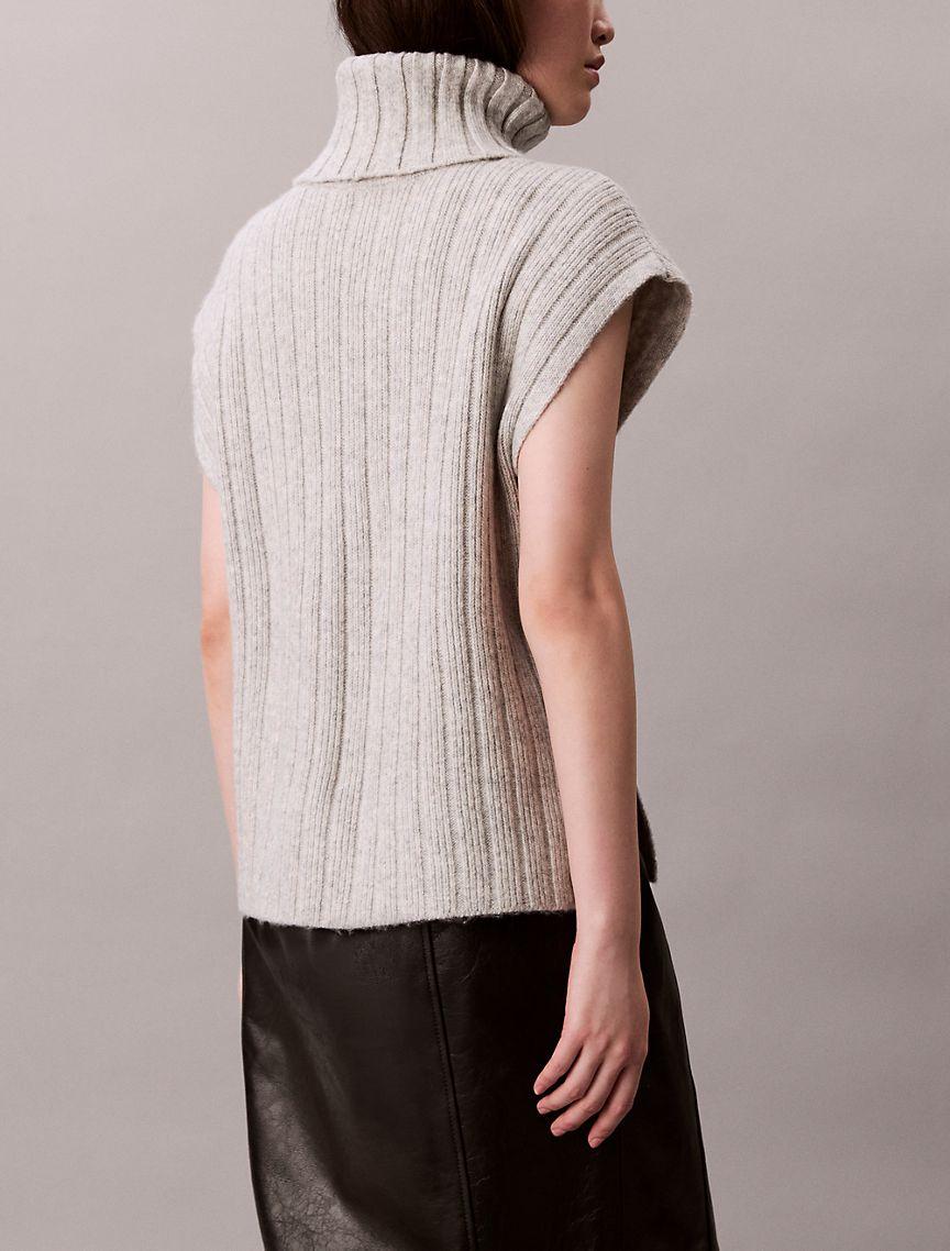 Rib Relaxed Sleeveless Sweater Product Image