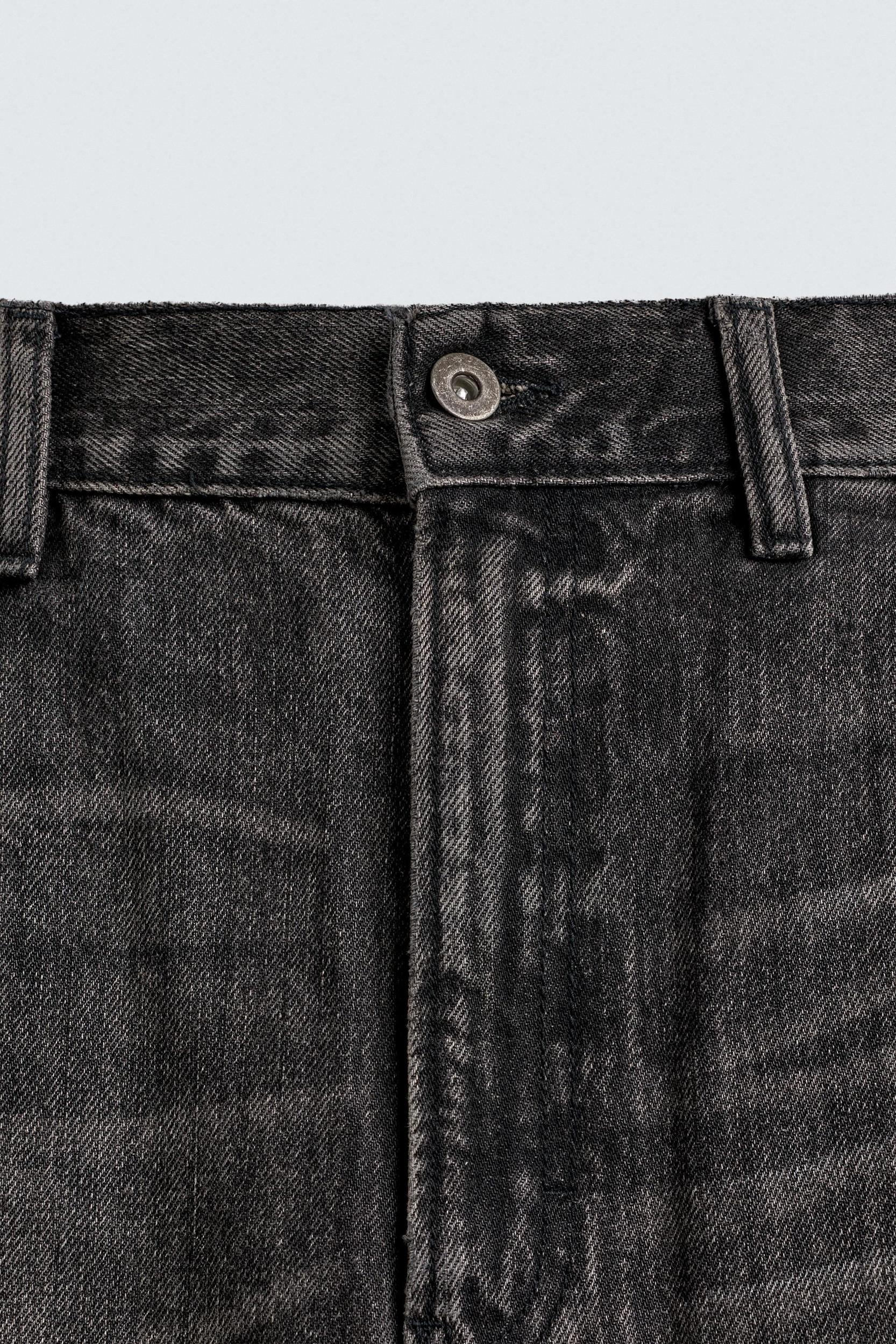 WIDE FIT JEANS Product Image