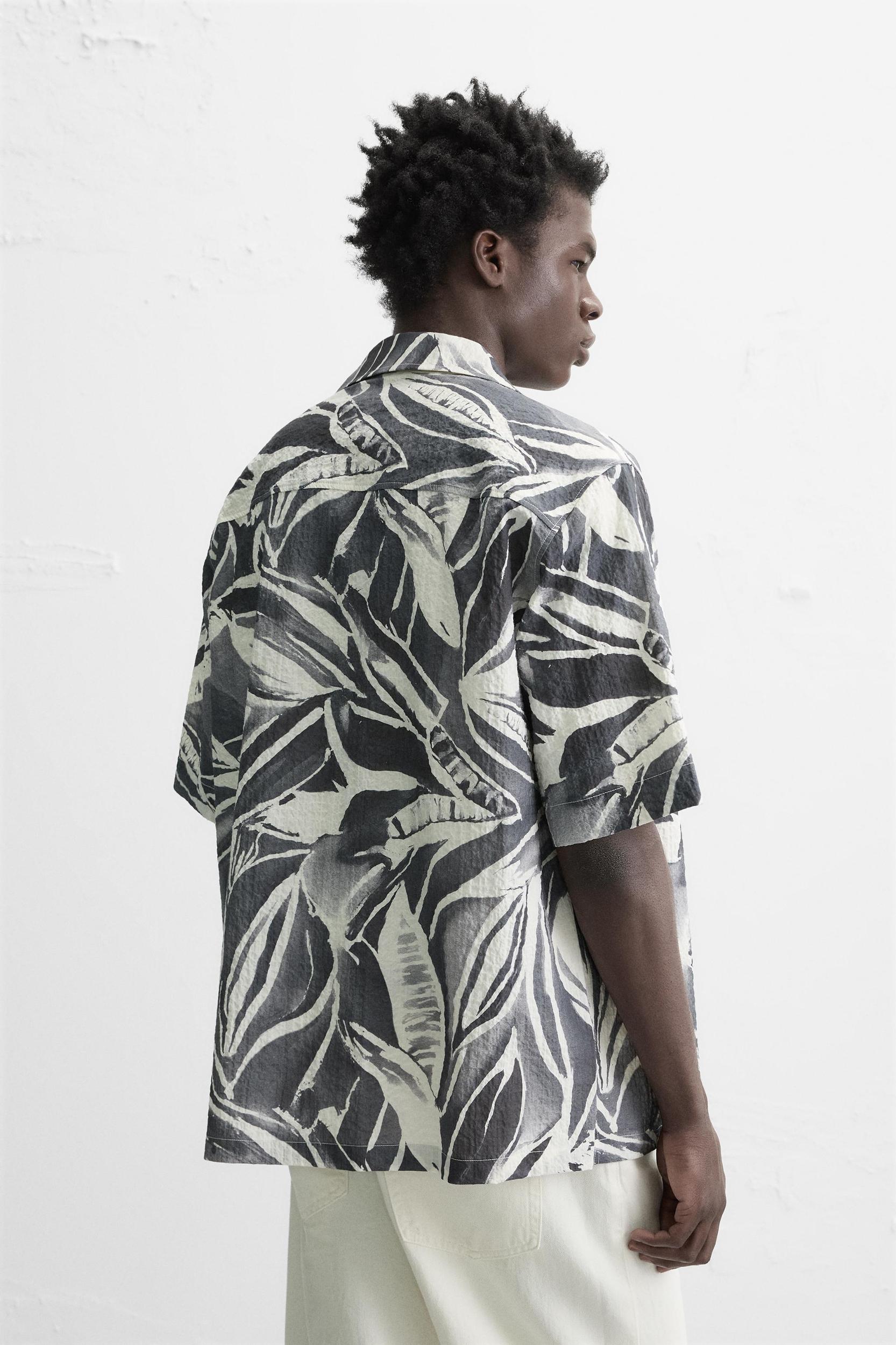 SEERSUCKER PRINT SHIRT Product Image