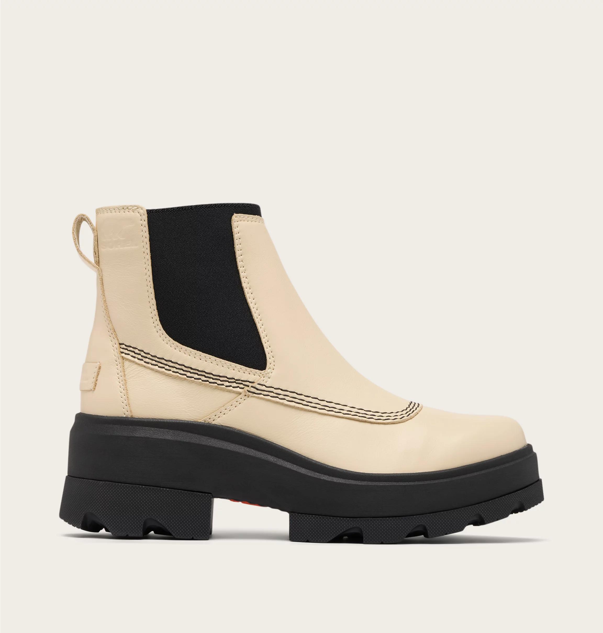 JOAN FRWD™ Women's Chelsea Boot Product Image
