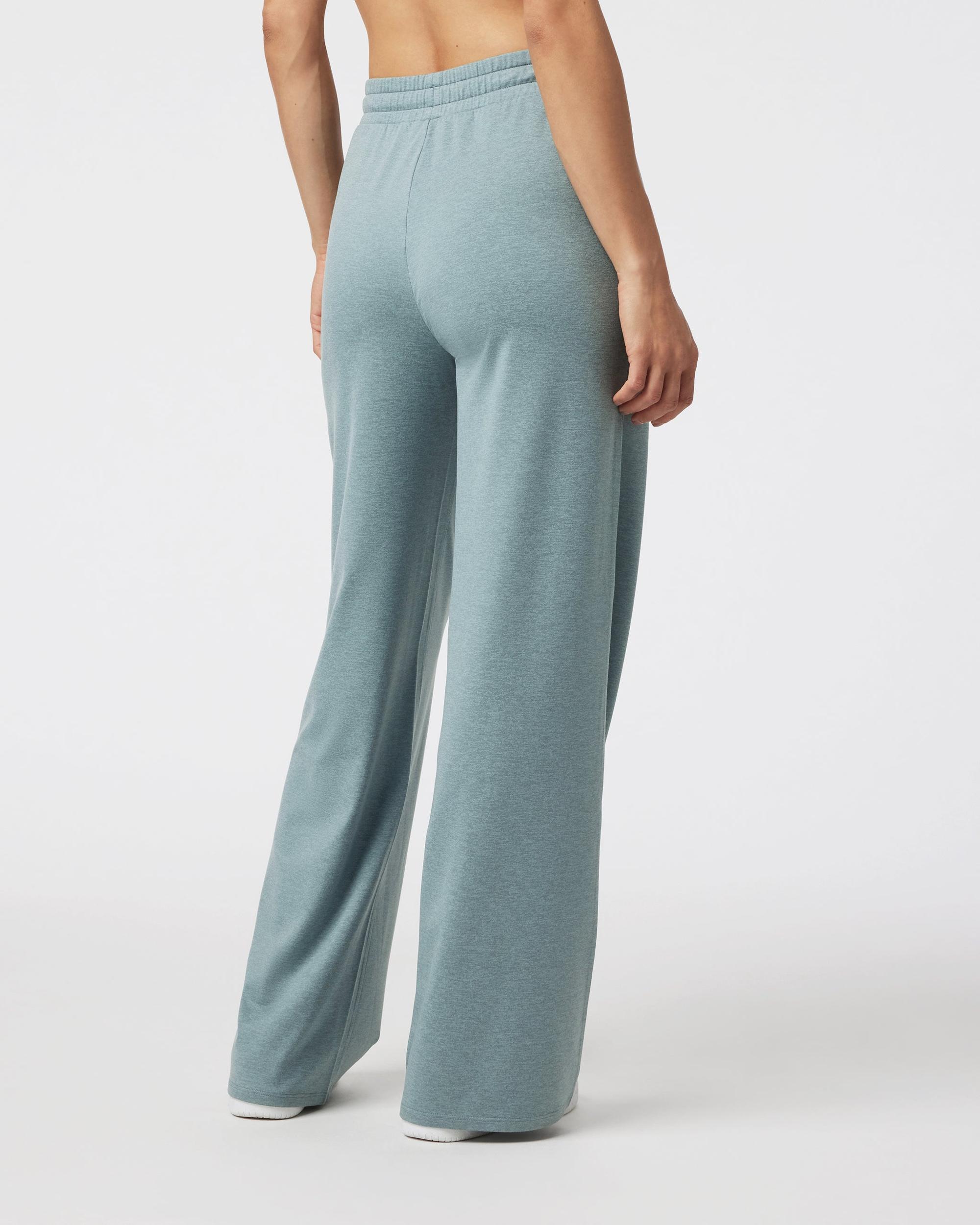 Halo Essential Wideleg Pant Product Image