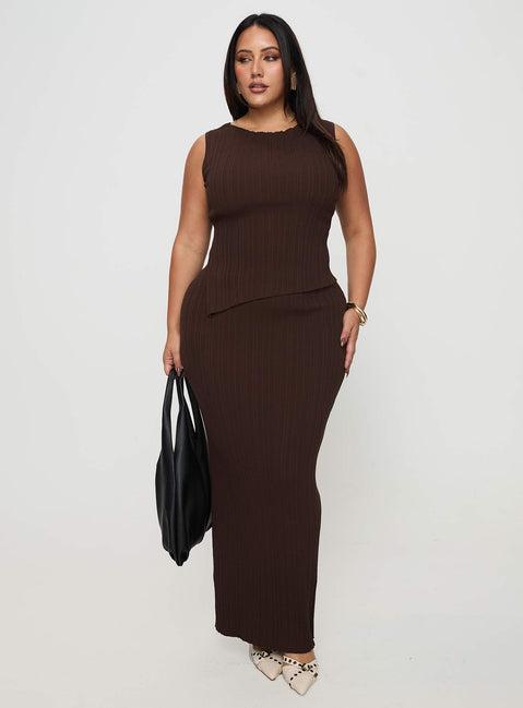 Basile Set Chocolate Curve Product Image