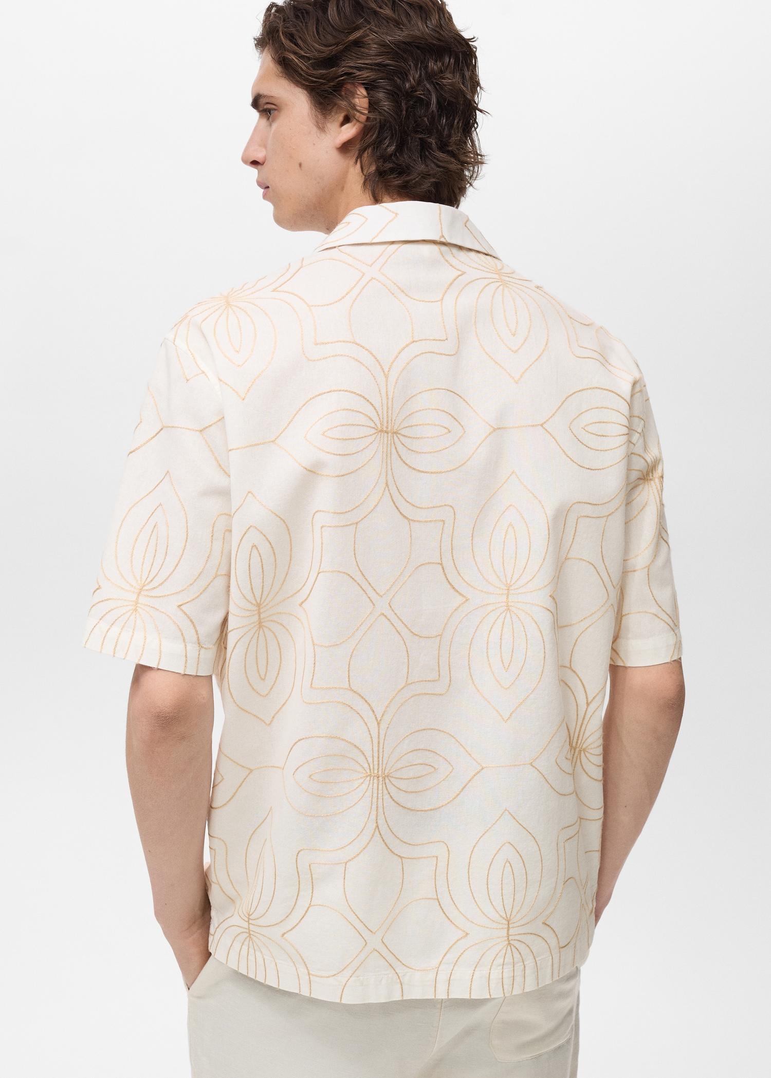 Shirt with embroidered bowling collar - Men | MANGO USA Product Image