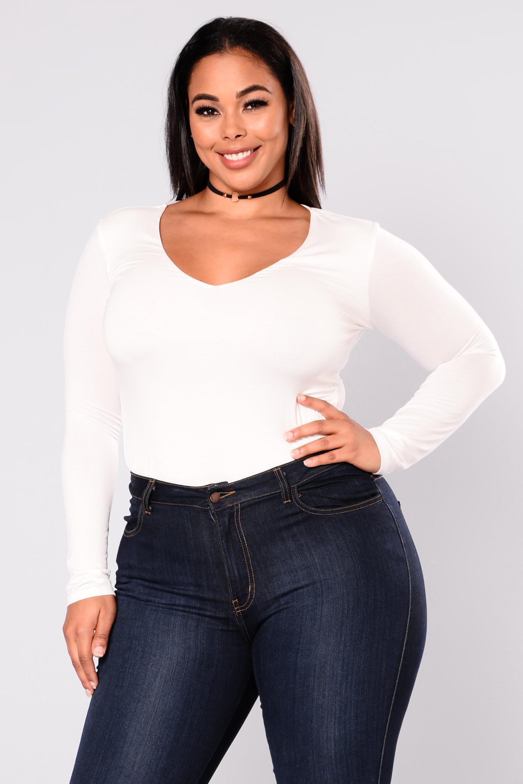 Londyn Tee - Ivory Product Image