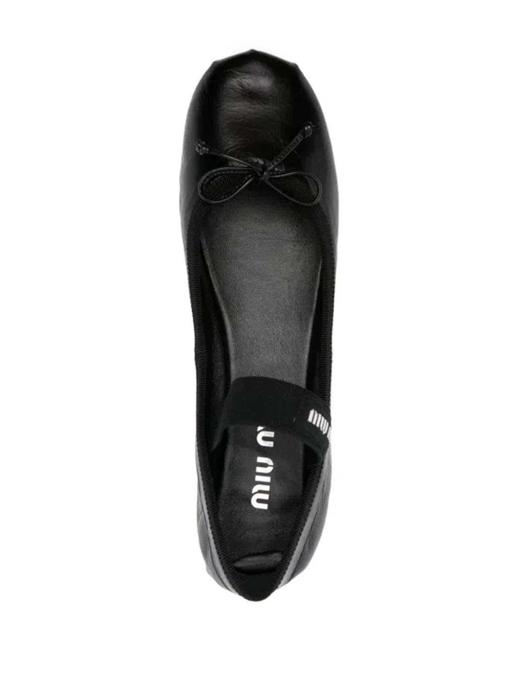 logo-strap ballerina shoes Product Image