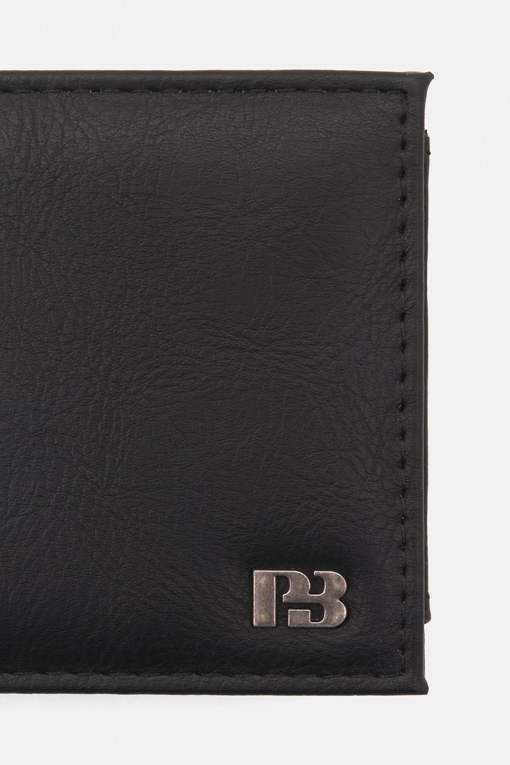 Faux leather wallet Product Image