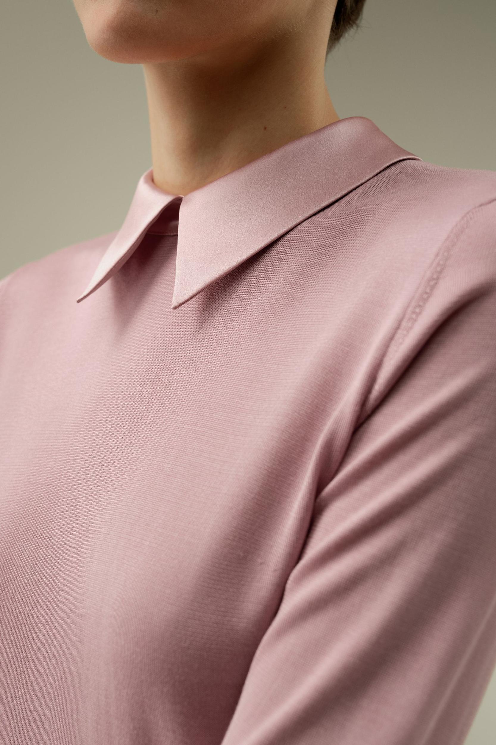 LSxES Elitist Silk Knitted Top with Collar Product Image