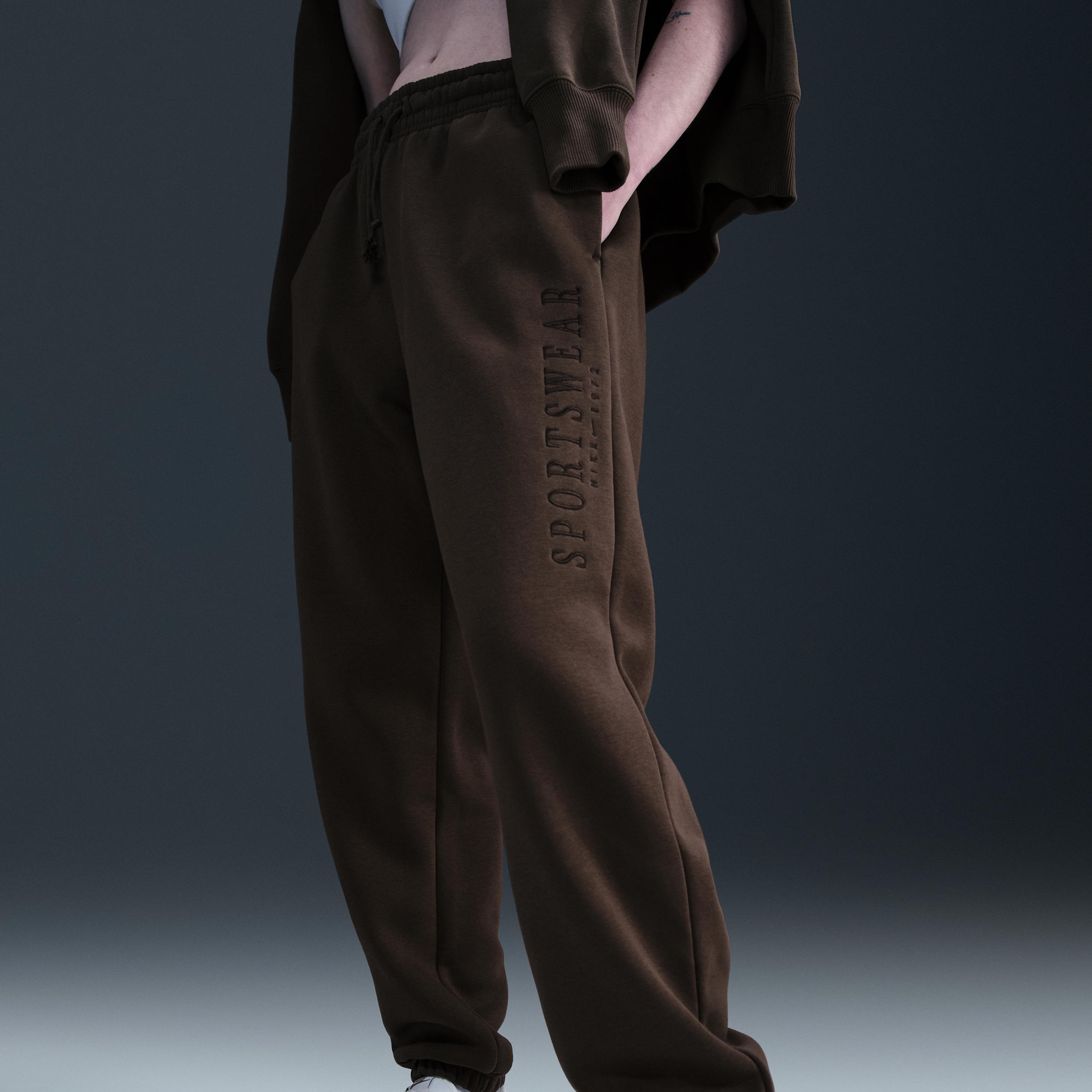 Women's Nike Sportswear Phoenix Fleece High-Waisted Oversized Sweatpants Product Image