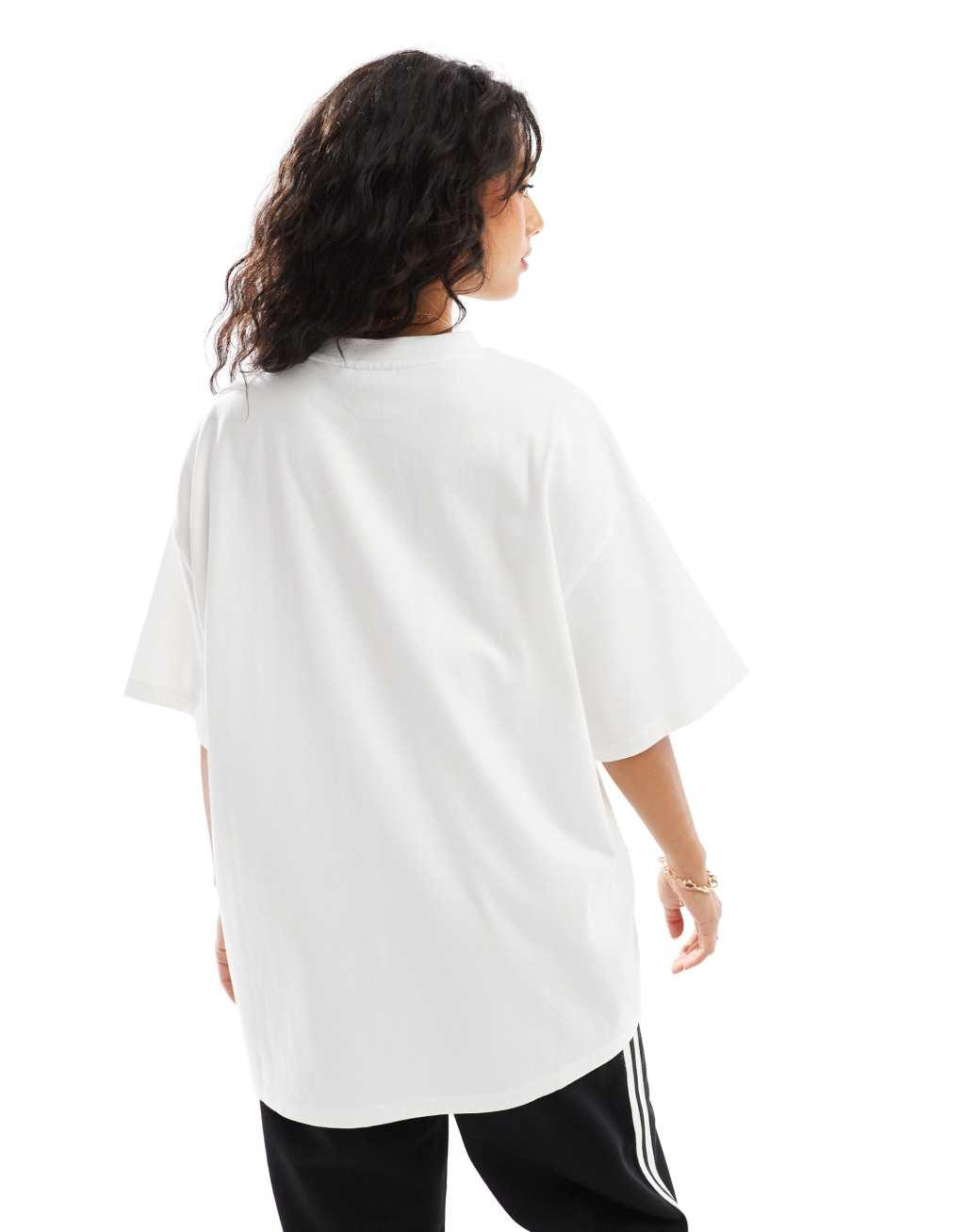 ASOS DESIGN longline heavyweight oversized T-shirt in white Product Image