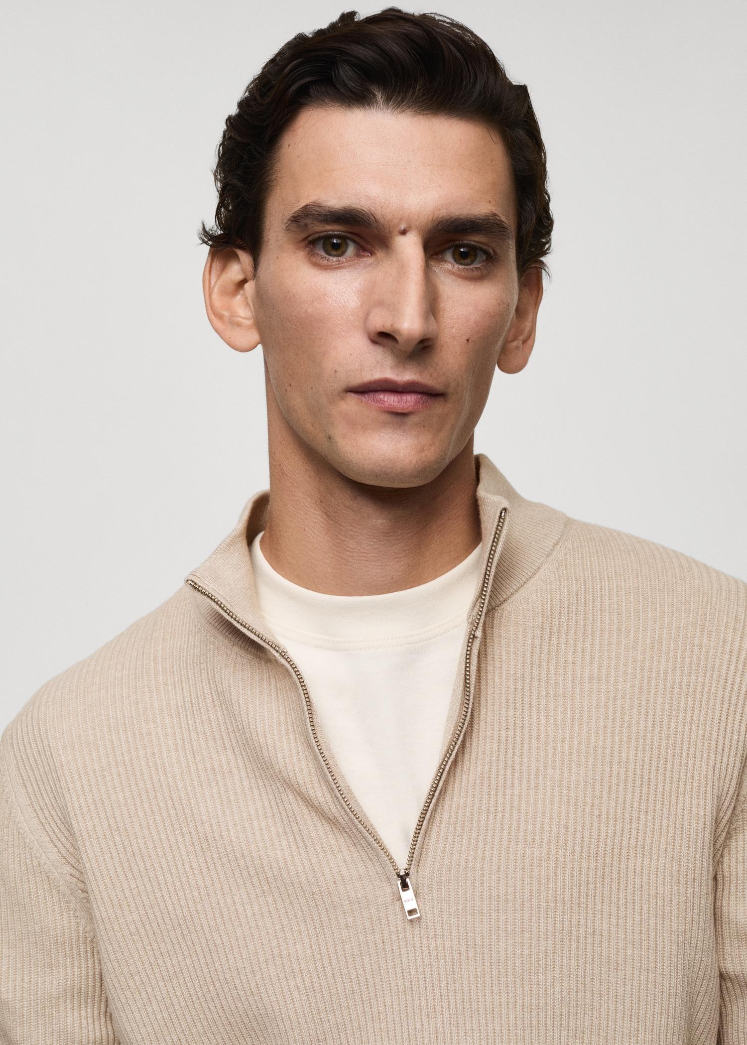 Ribbed sweater with zip neck - Men | MANGO USA Product Image