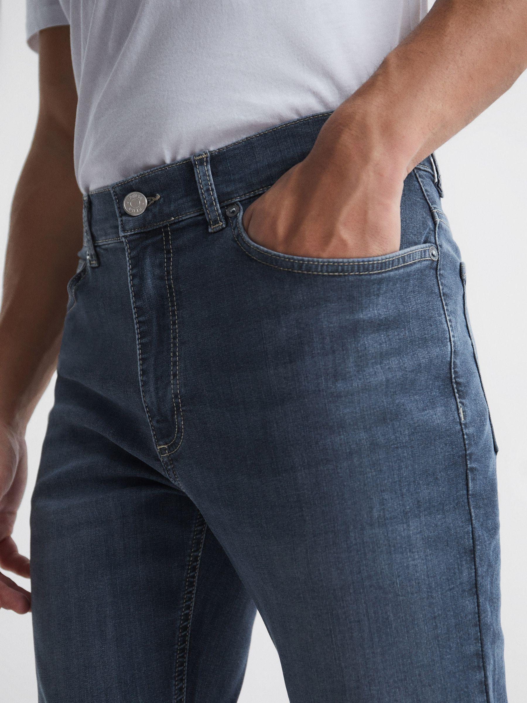 Jersey Slim Fit Washed Jeans in Washed Indigo Product Image