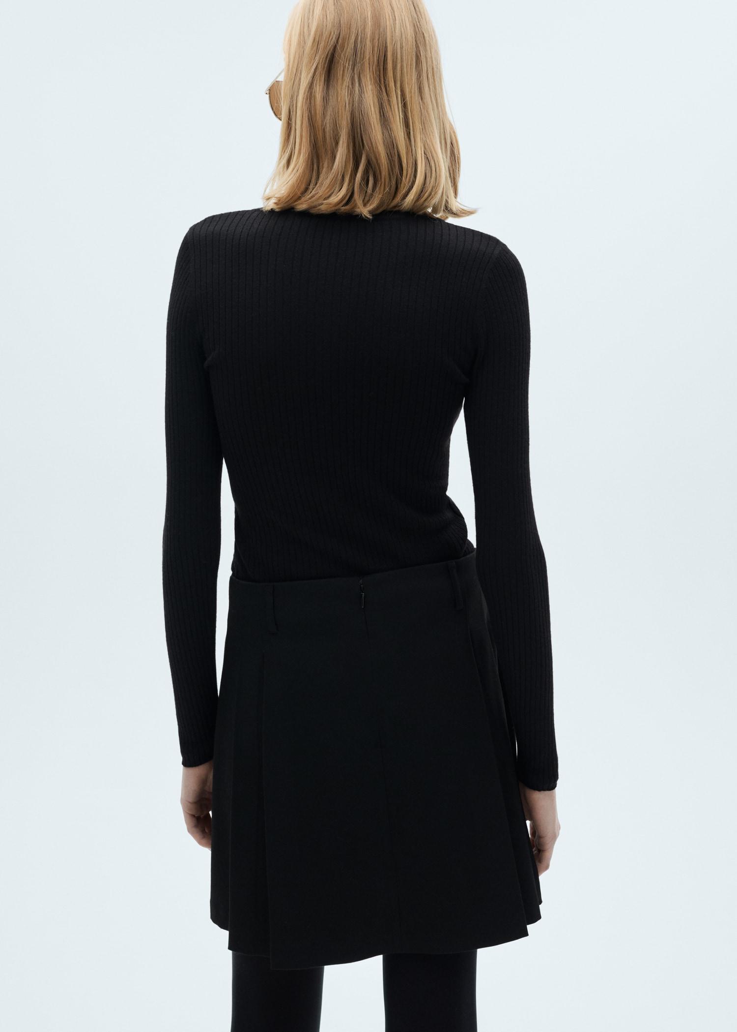 Pleated mini-skirt - Women | MANGO USA Product Image