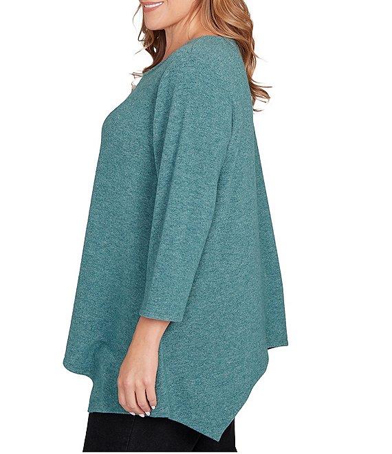 Ruby Rd. Plus Size Scoop Neck 3/4 Sleeve Sharkbite Hem Knit Top Product Image