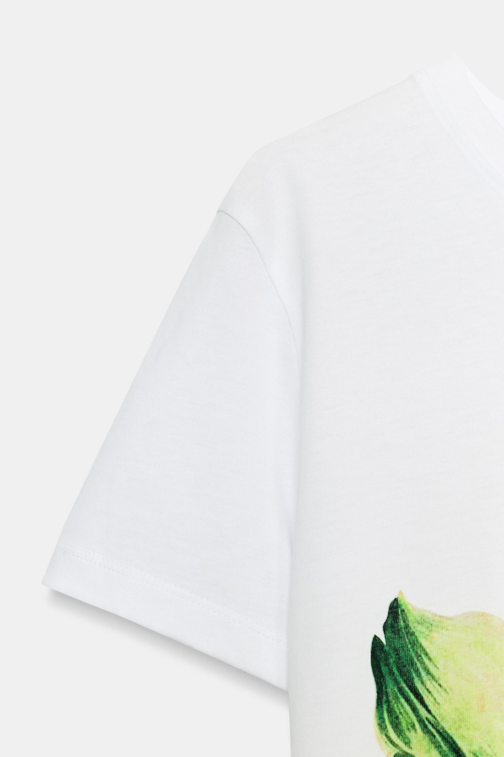 FLORAL PRINT T-SHIRT Product Image