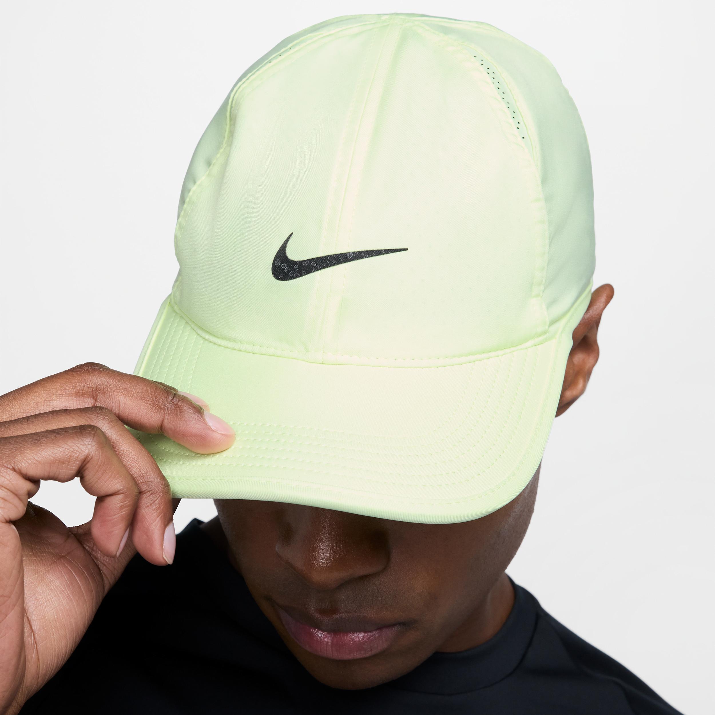 Nike Unisex Dri-FIT Club Unstructured Featherlight Cap Product Image