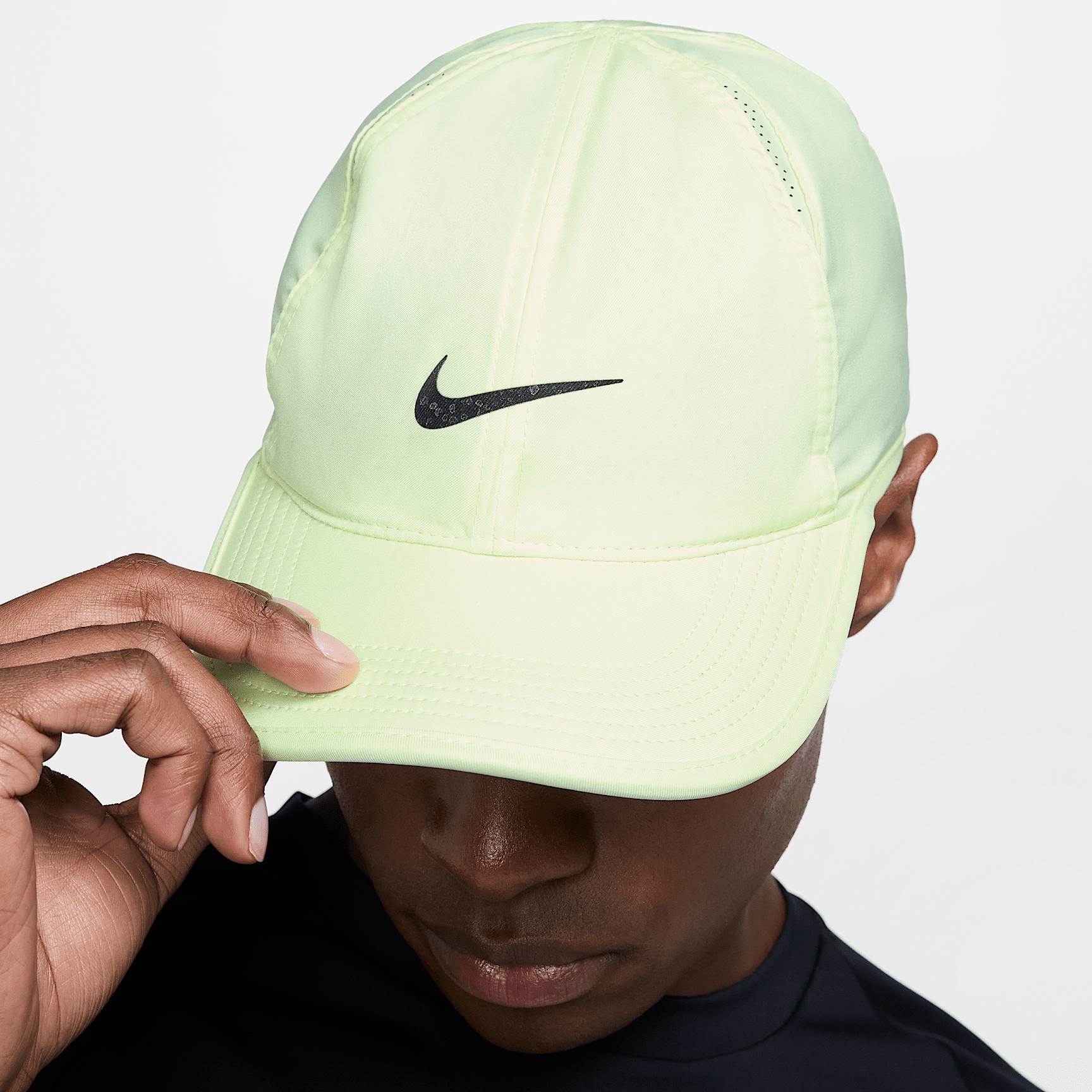 Nike Unisex Dri-FIT Club Unstructured Featherlight Cap Product Image