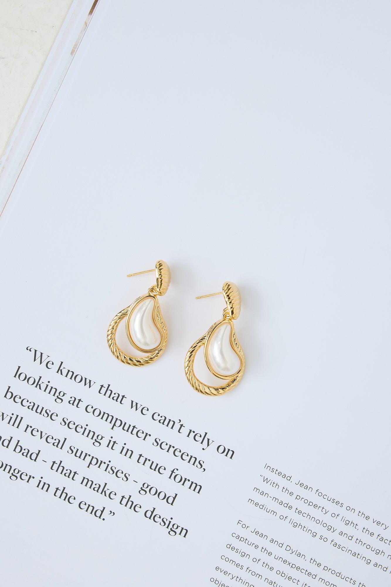18k Gold Plated Coastal Escape Earrings Gold Product Image