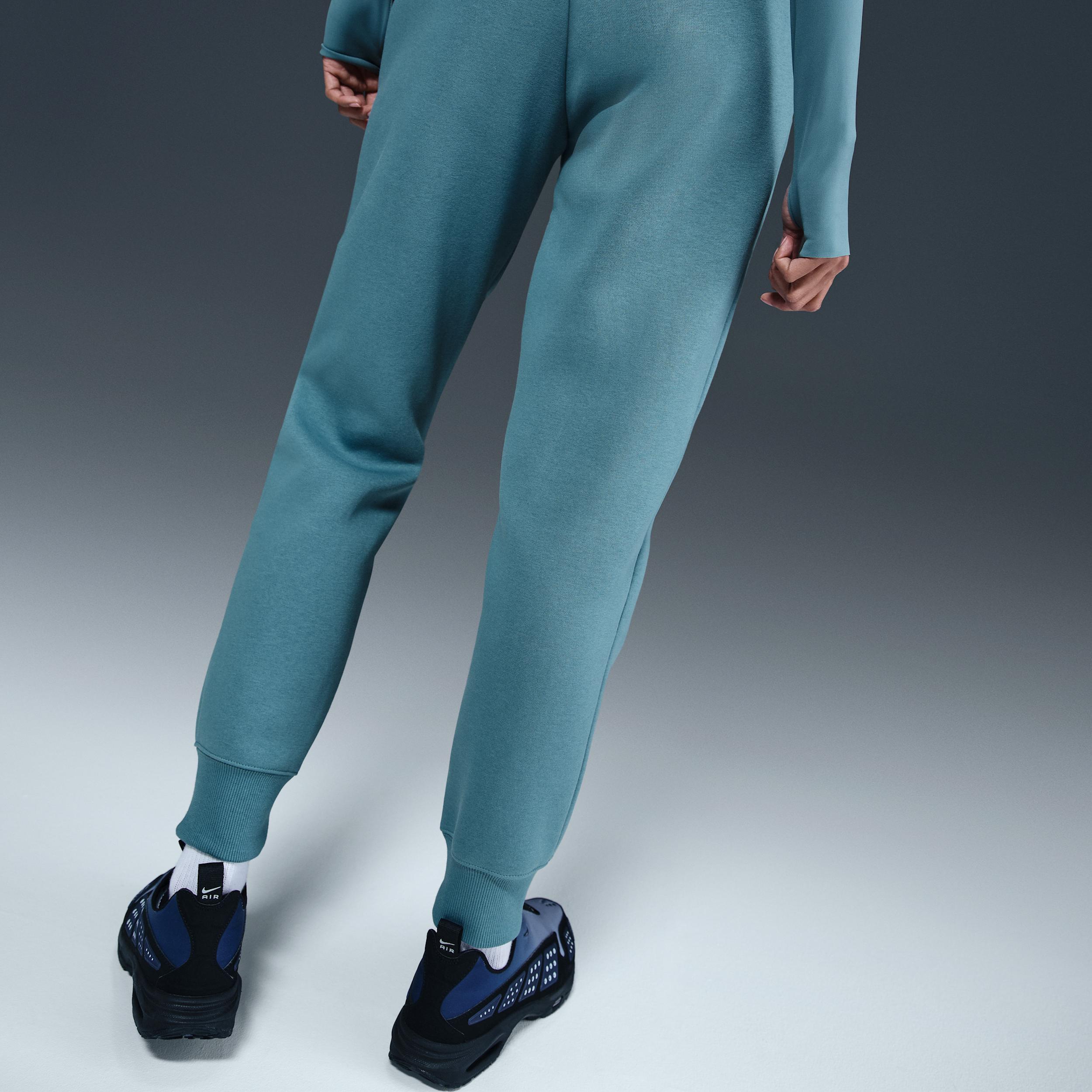 Women's Nike Sportswear Phoenix Fleece Mid-Rise Sweatpants Product Image