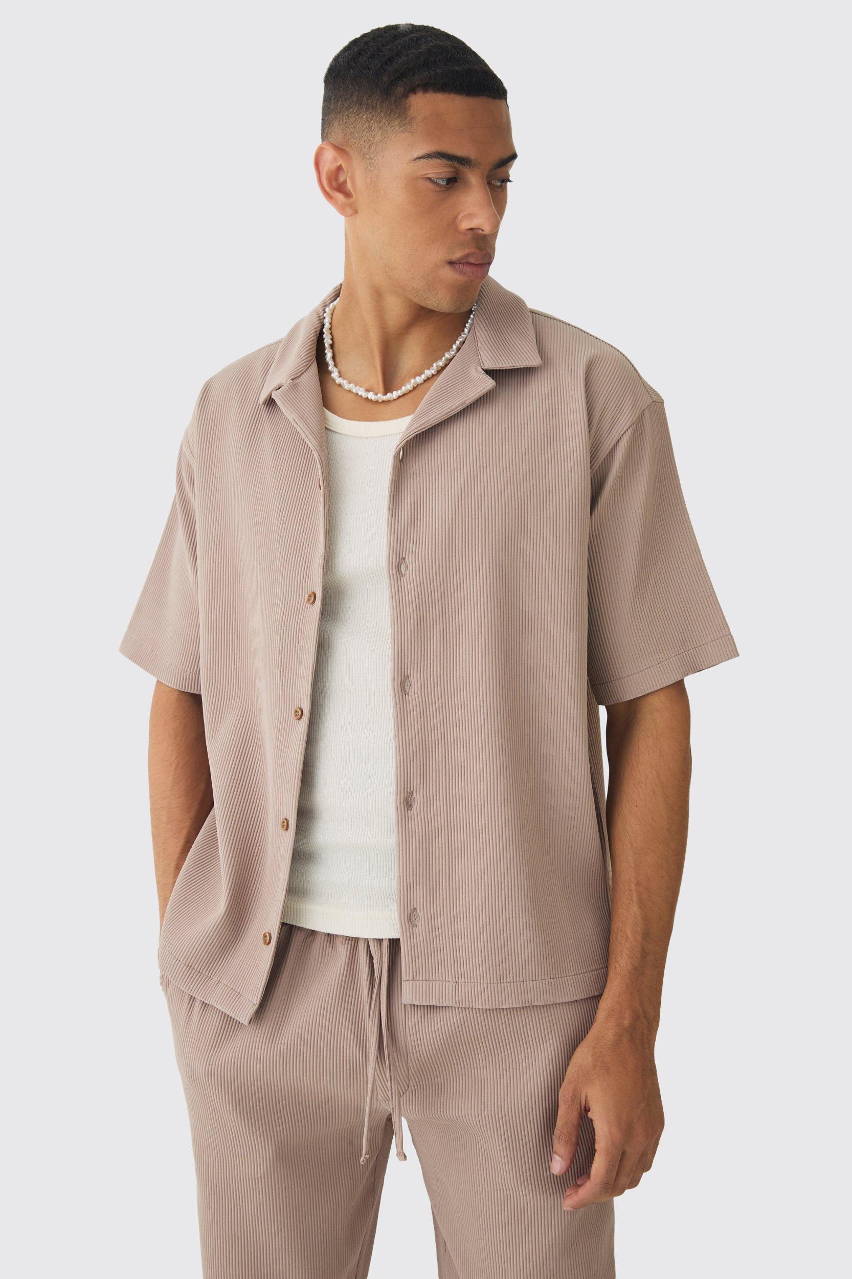 Oversized Short Sleeve Pleated Shirt & Straight Pants | boohooMAN USA Product Image