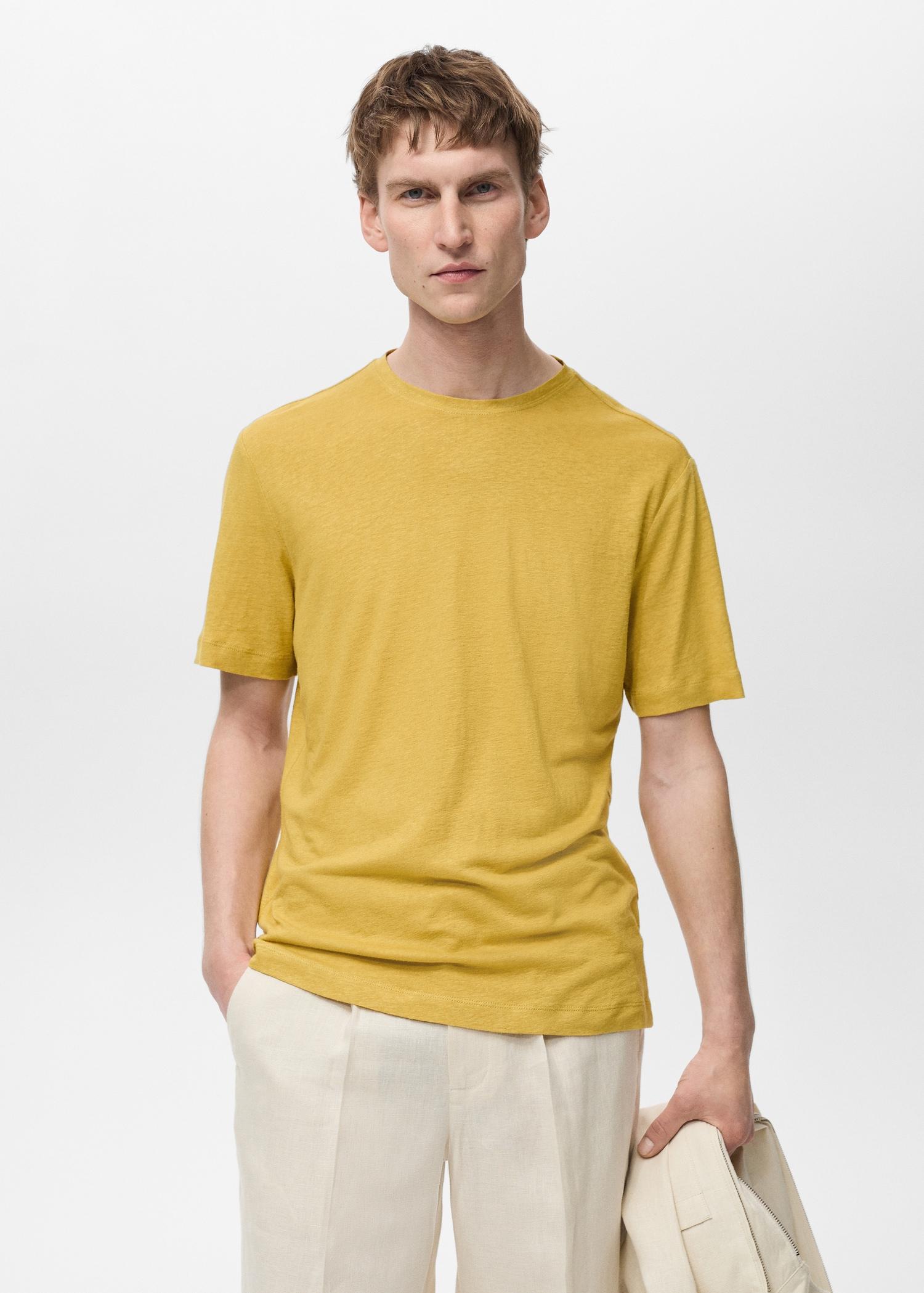Linen slim-fit t-shirt - Men | MANGO USA Product Image