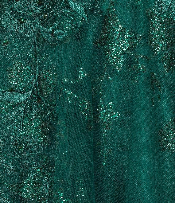 B. Darlin Sweetheart Neck Spaghetti Strap Ballgown Product Image