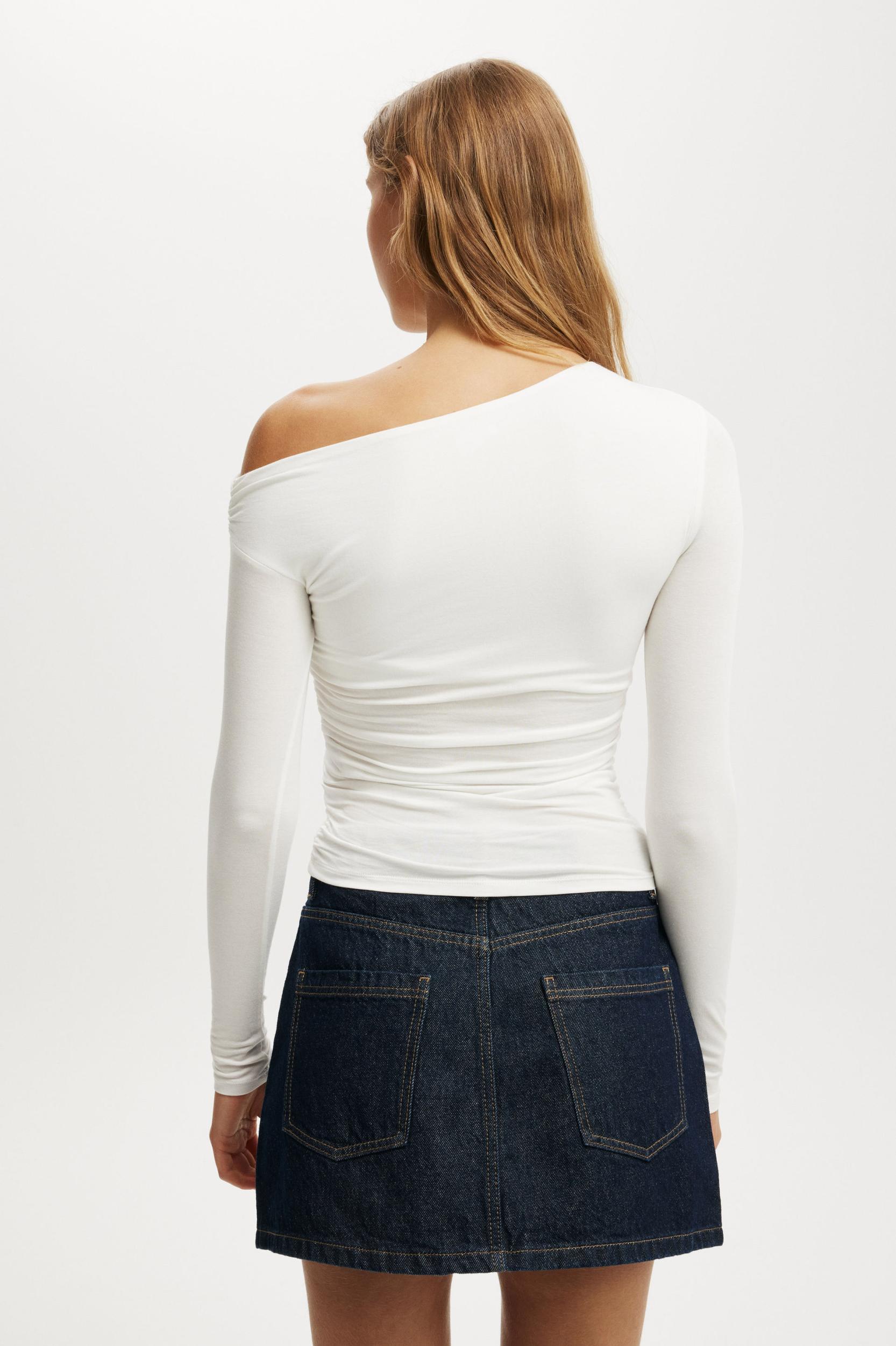 Nikki Gathered Long Sleeve Top Product Image