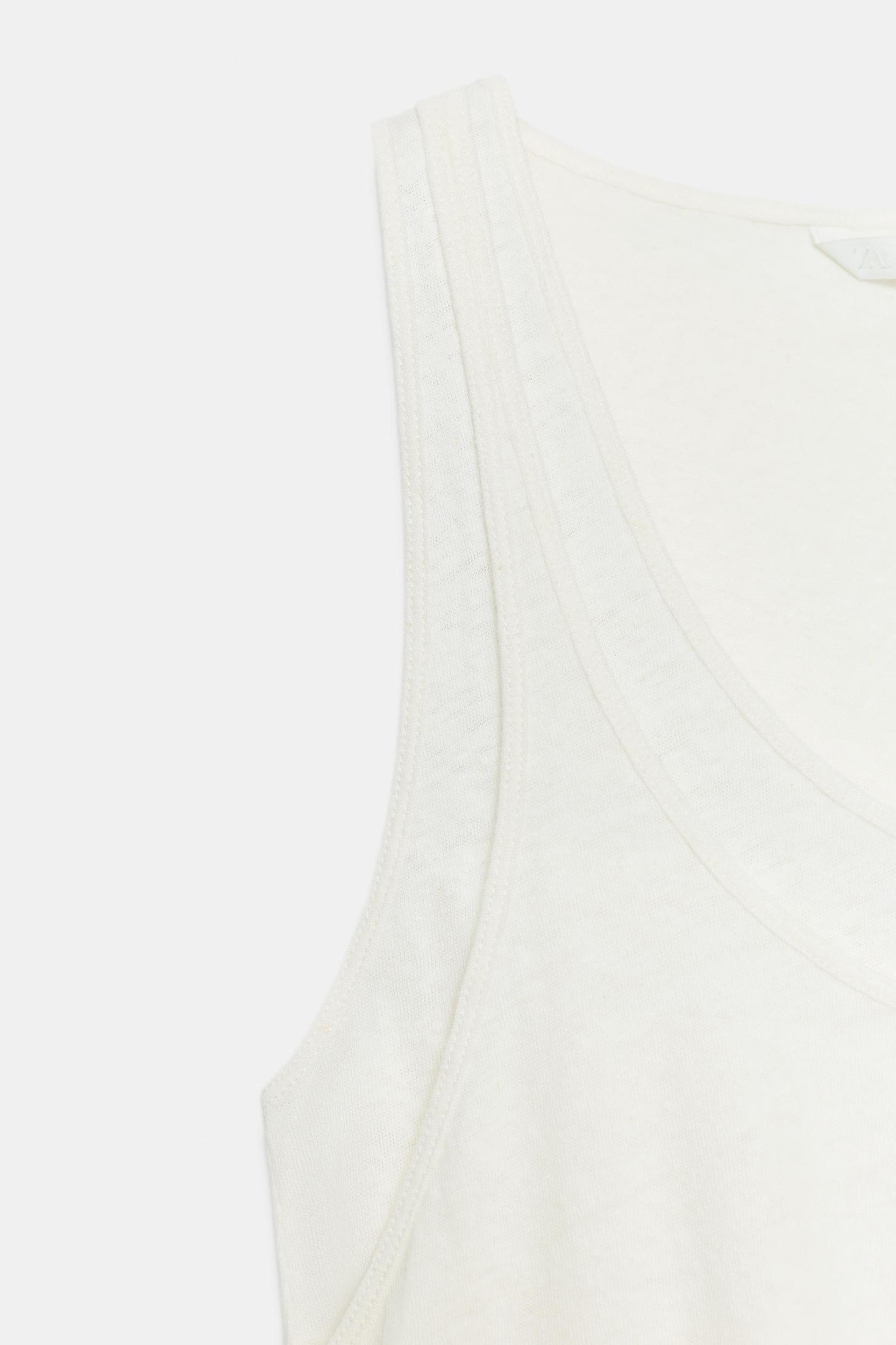 COTTON AND LINEN BLEND TOP Product Image