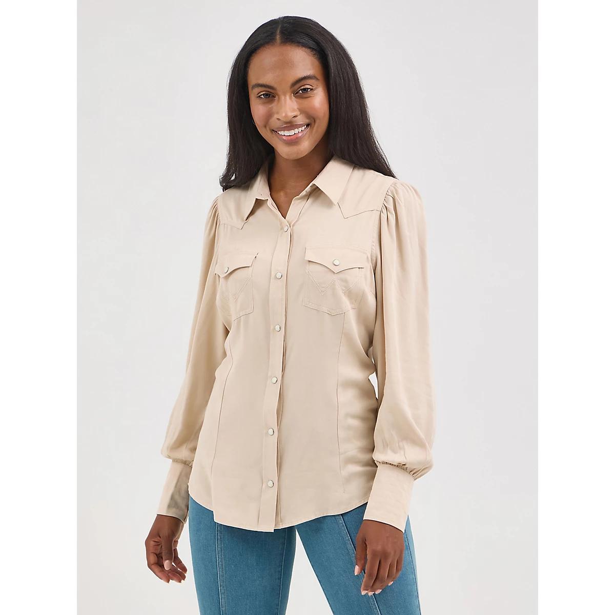 Women's Wrangler Poet Sleeve Western Shirt in Buff Product Image