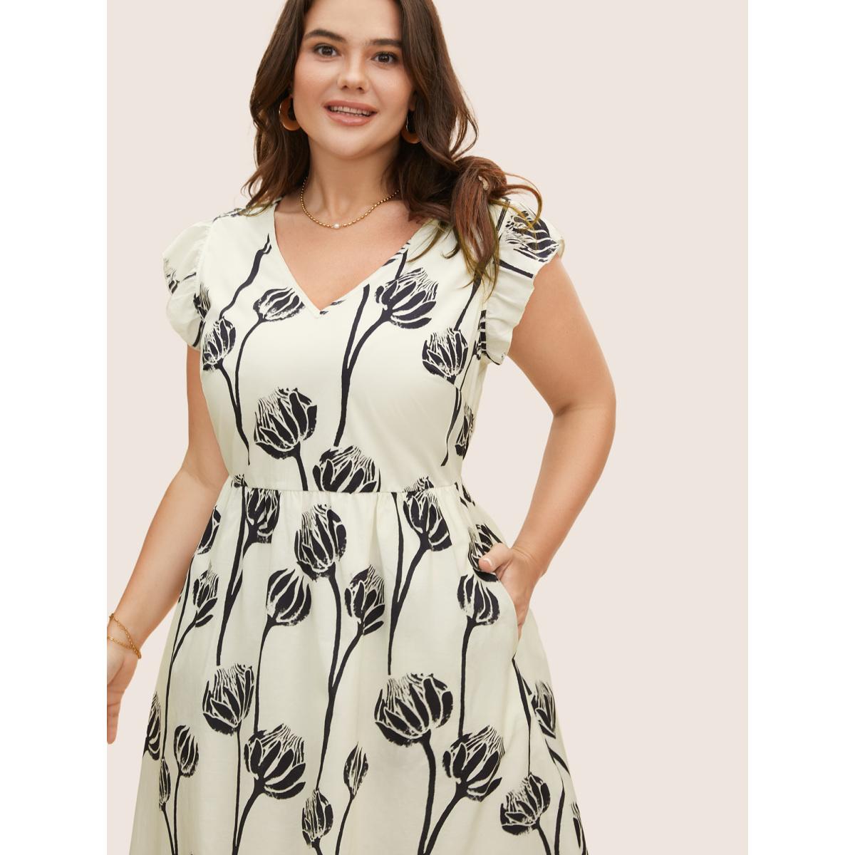 Plus Size V Neck Floral Print Ruffle Cap Sleeve Dress WhiteSmoke Women Elegant Ruffles V-neck Cap Sleeve Curvy BloomChic 10/M Product Image
