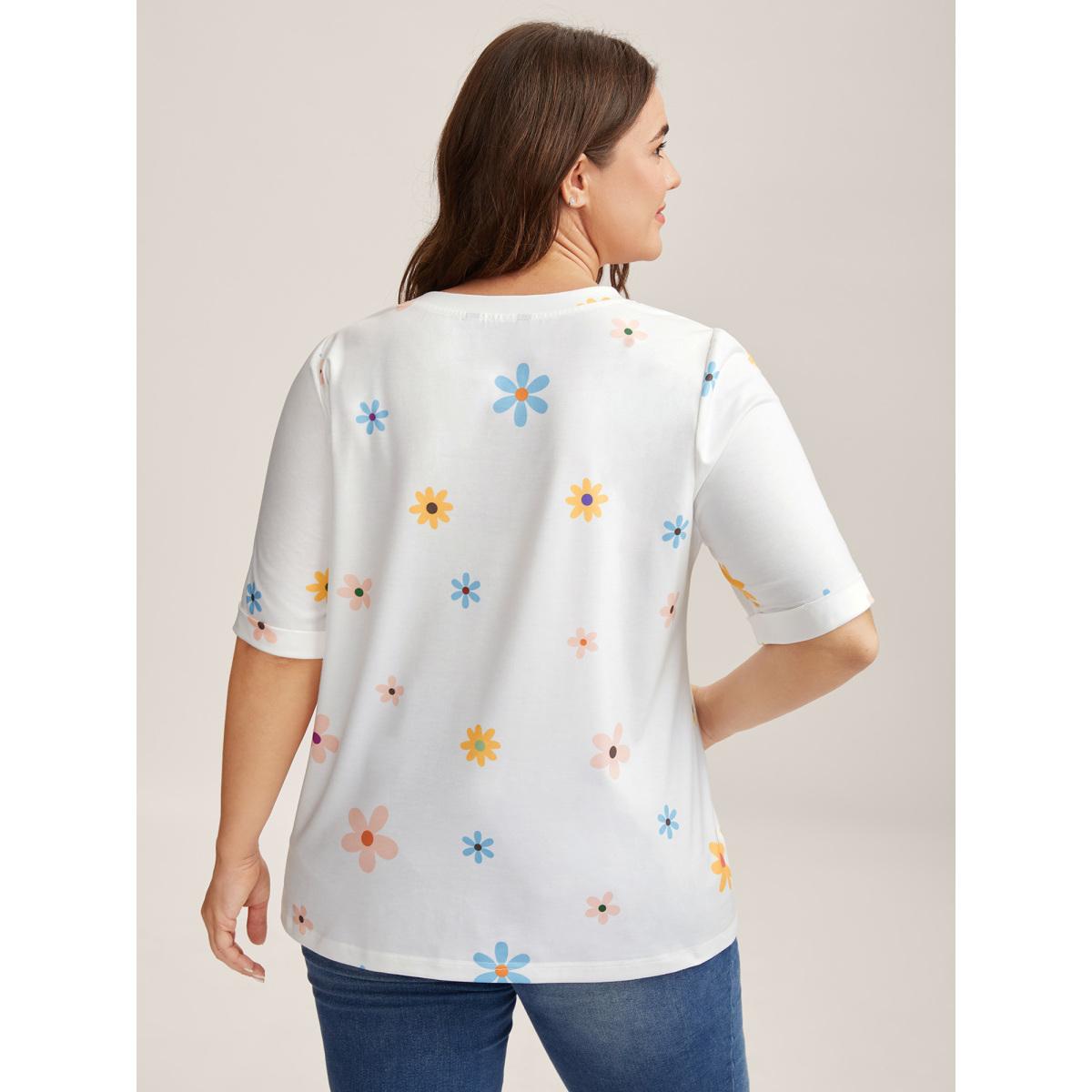 Plus Size Stretchy Floral Print Round Neck T-Shirt WhiteSmoke Women Roll Hem Round Neck Everyday-Casual T-shirts BloomChic 14-16/1X Product Image