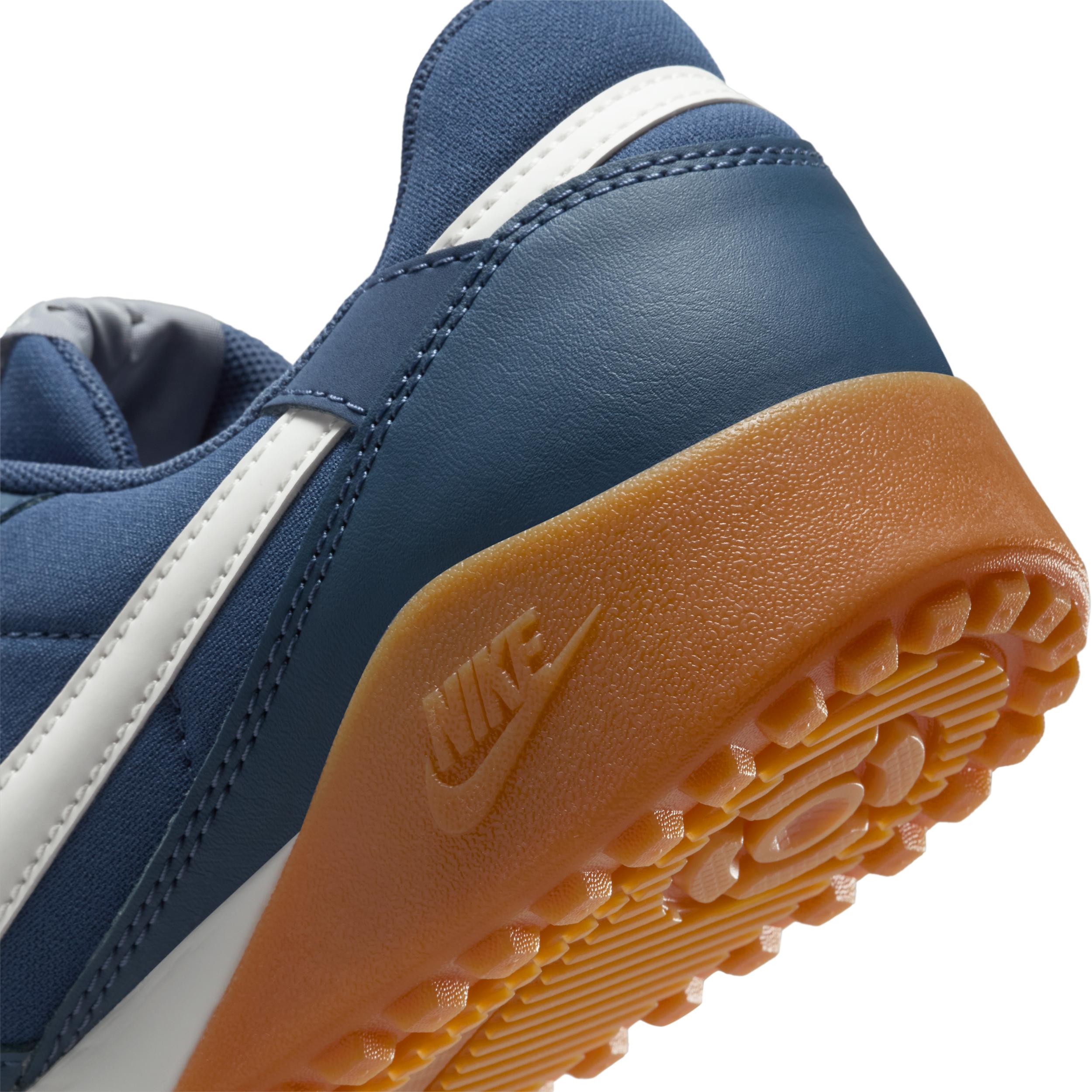 Nike Womens Terra Manta Shoes | HQ1940-400 Product Image