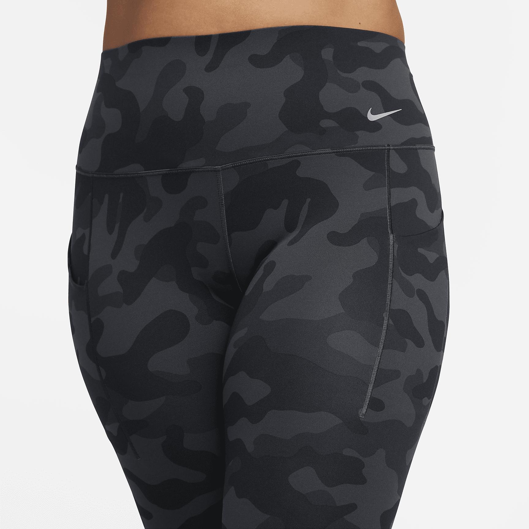 Nike Universa Women's High-Waisted 7/8 Camo Leggings with Pockets Product Image