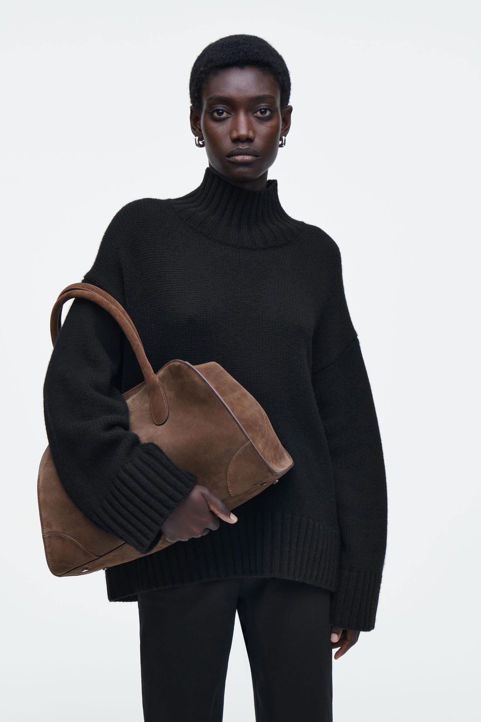 SMALL STUDIO BOWLING BAG - LEATHER Product Image