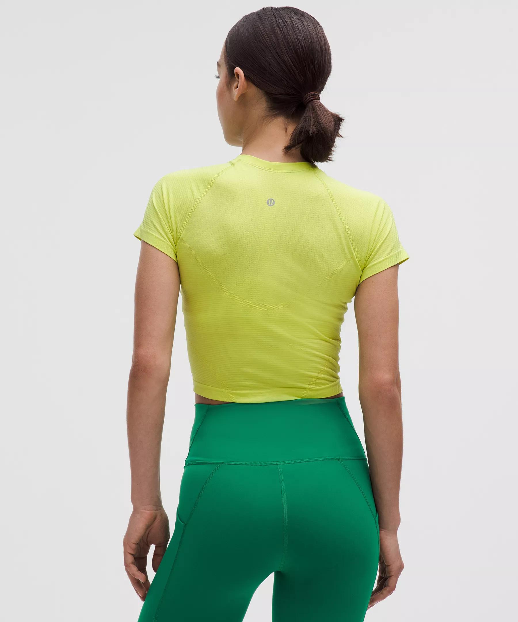 Swiftly Tech Cropped Short-Sleeve Shirt 2.0 Product Image